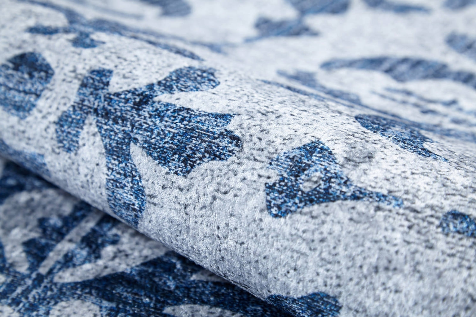 Kamoke Mavi Çiçekli Dijital Baskı Halı Halınet