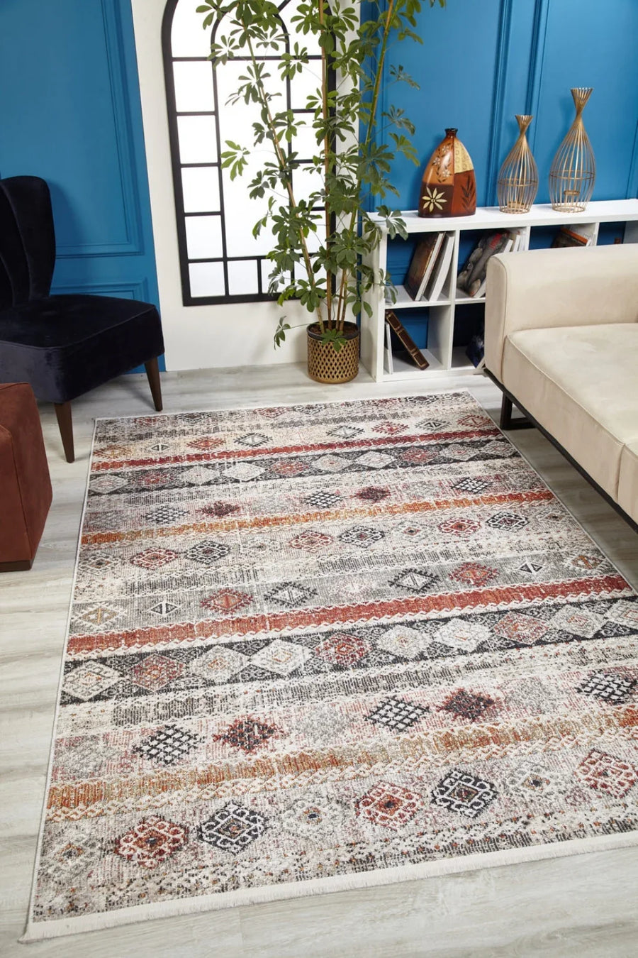 Bej Gri Dokulu Etnik Desenli Halı - Yıkanabilir - Kaymaz Taban - Pati Dostu