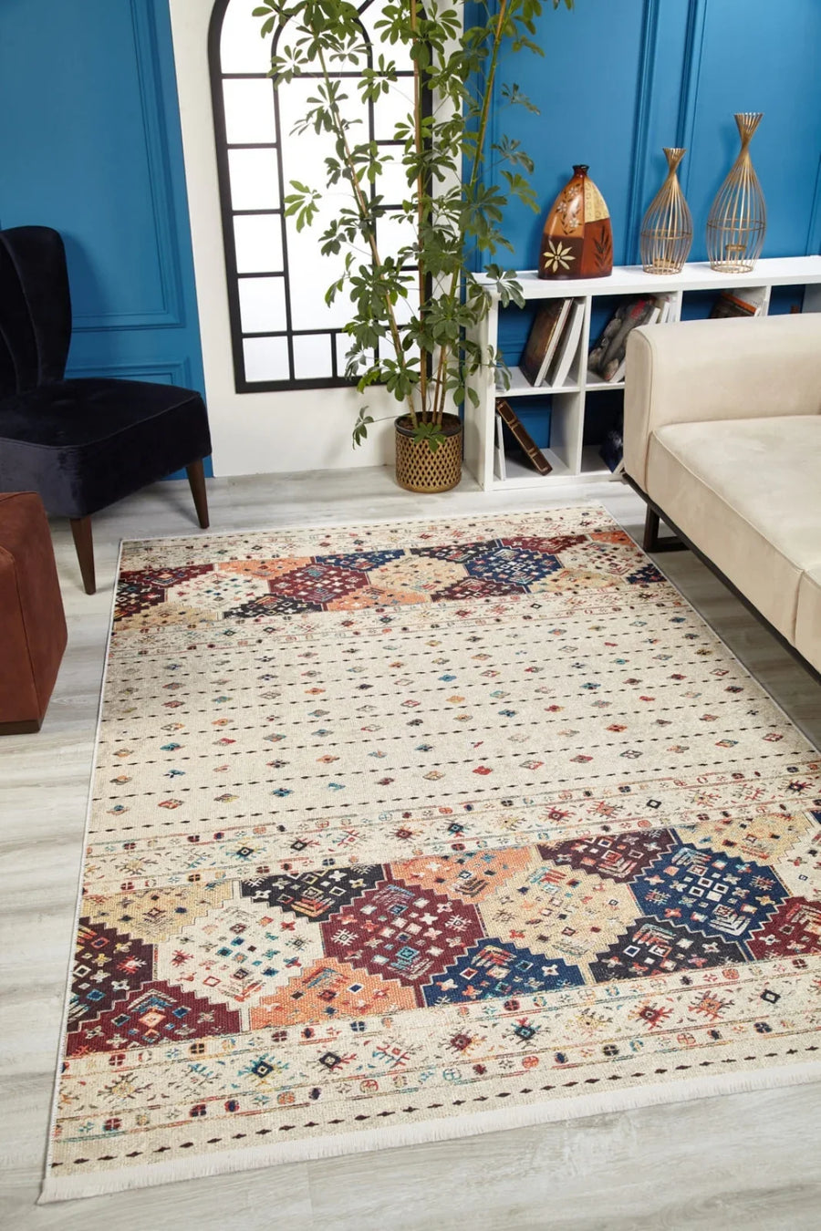 Krem Etnik Motifli Geometrik Halı - Yıkanabilir - Kaymaz Taban - Pati Dostu