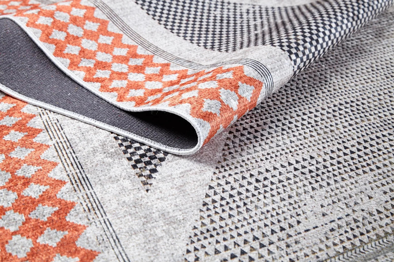 Gri Geometrik Minimalist Halı - Yıkanabilir - Kaymaz Taban - Pati Dostu