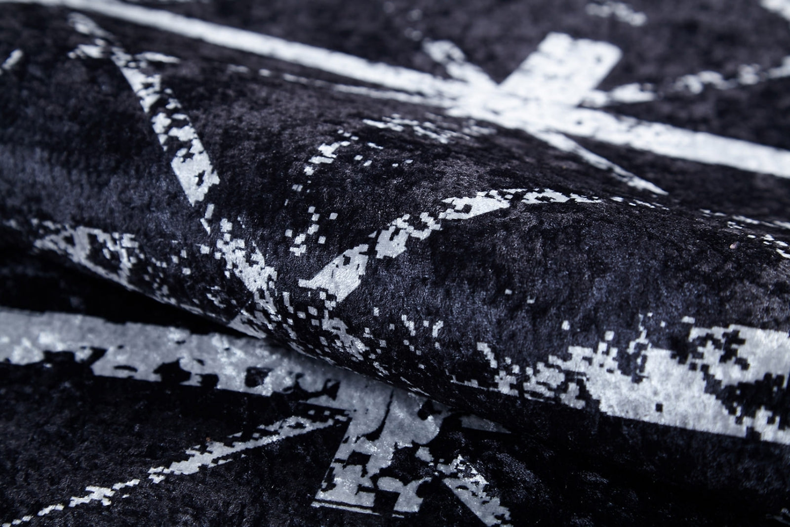 Meshed Siyah Çizgili Dijital Baskı Halı Halınet