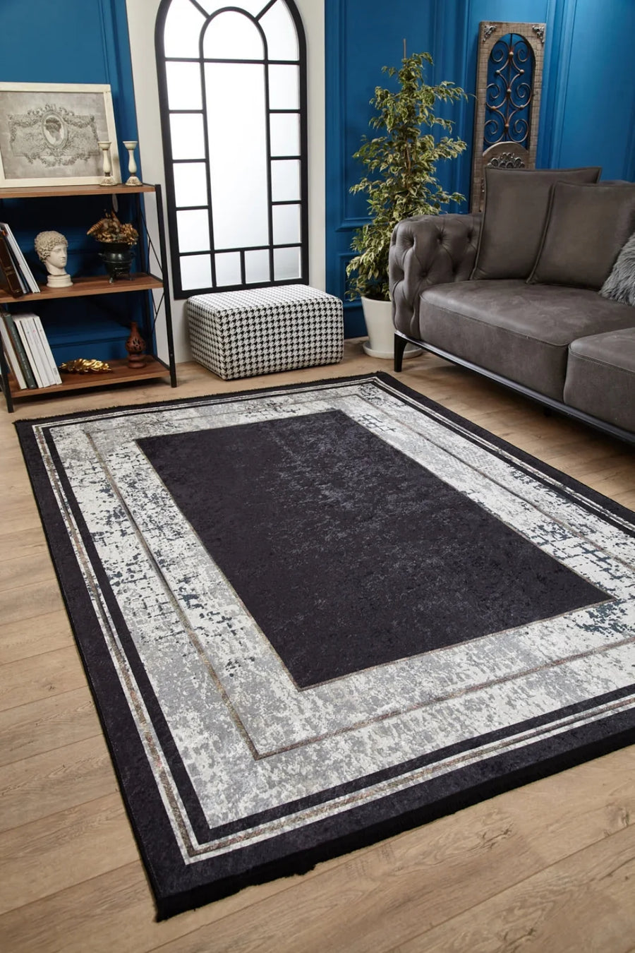 Siyah Bordürlü Minimalist Halı - Yıkanabilir - Kaymaz Taban - Pati Dostu