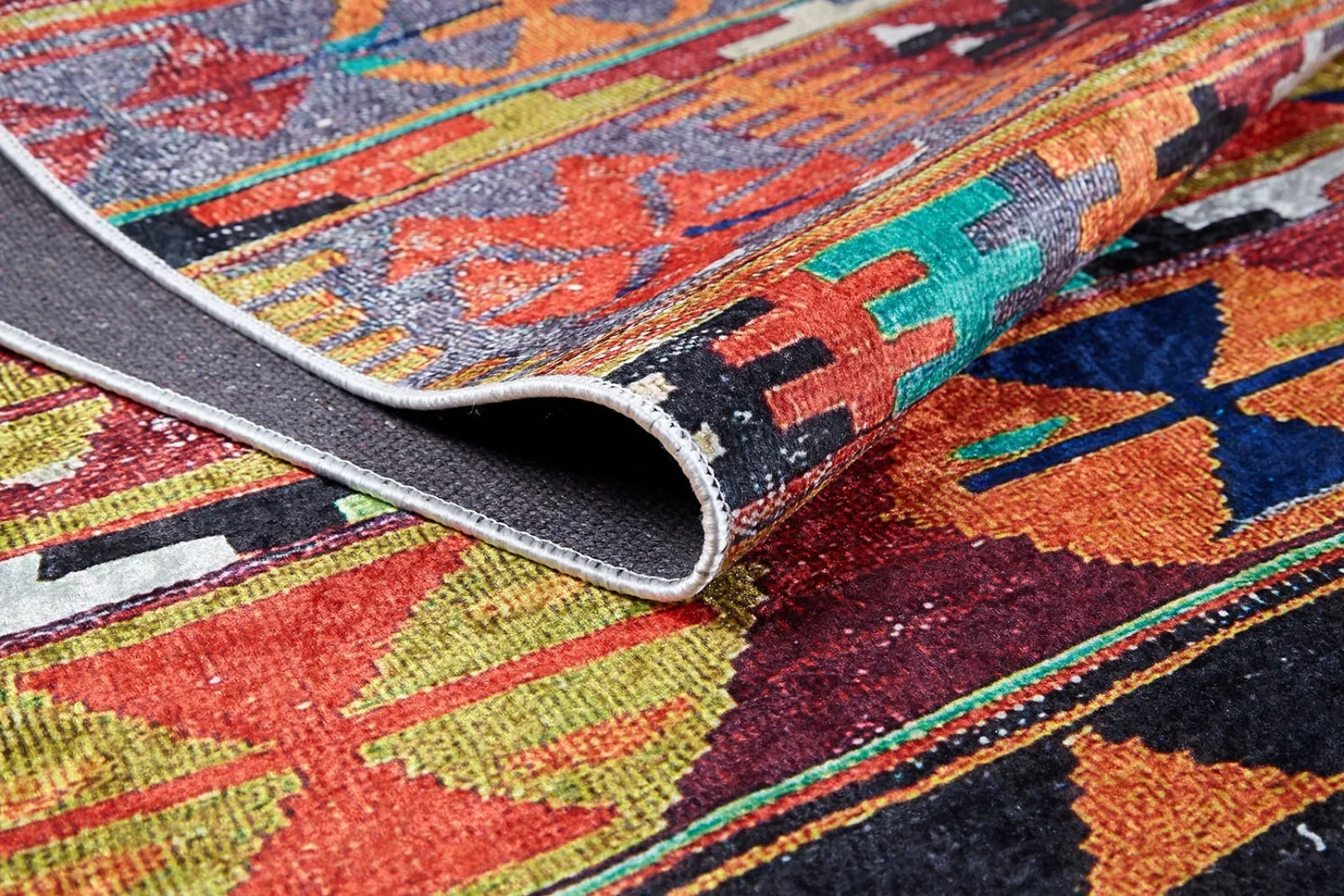 Geometrik Desenli Modern Halı - Yıkanabilir - Kaymaz Taban - Pati Dostu
