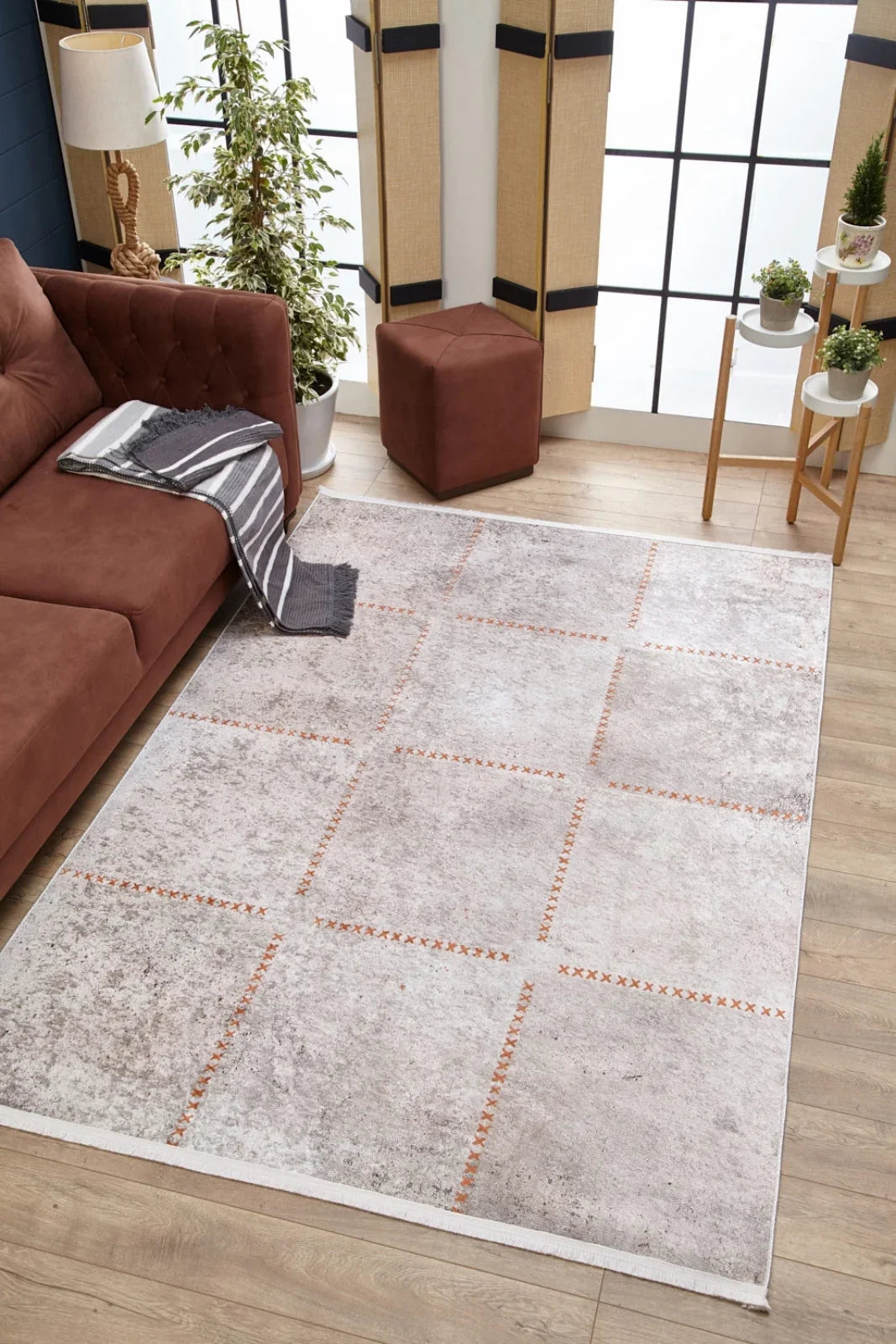 Bej Krem Geometrik Kareli Halı - Yıkanabilir - Kaymaz Taban - Pati Dostu