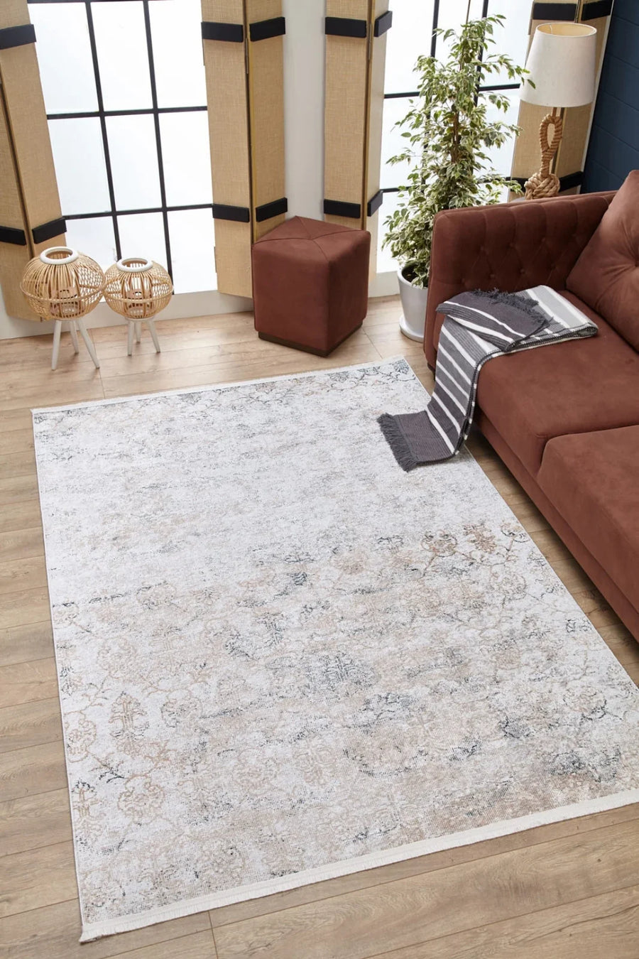 Bej Klasik Minimalist Desenli Halı - Yıkanabilir - Kaymaz Taban - Pati Dostu