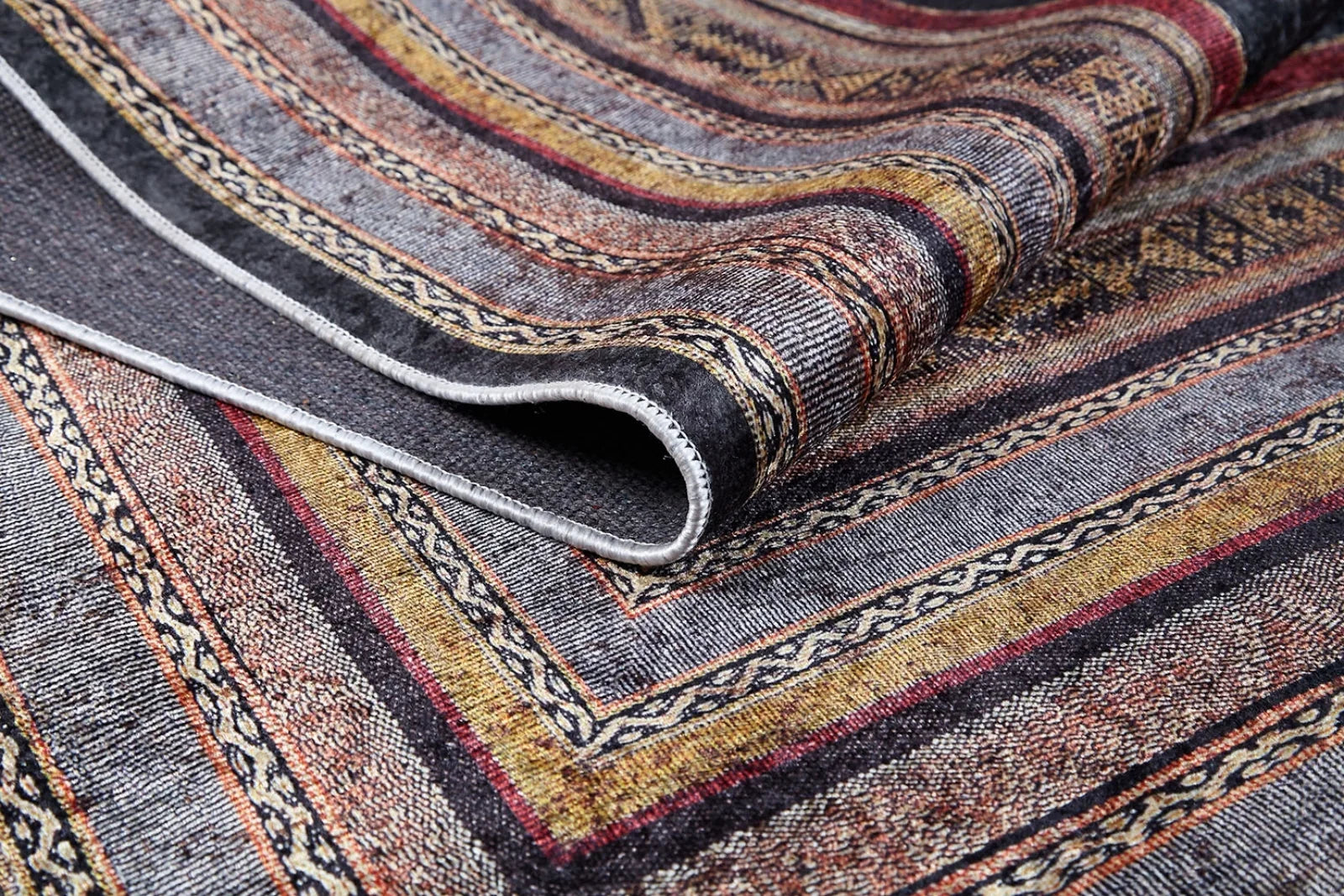 Halı - Yıkanabilir - Kaymaz Taban - Pati Dostu
