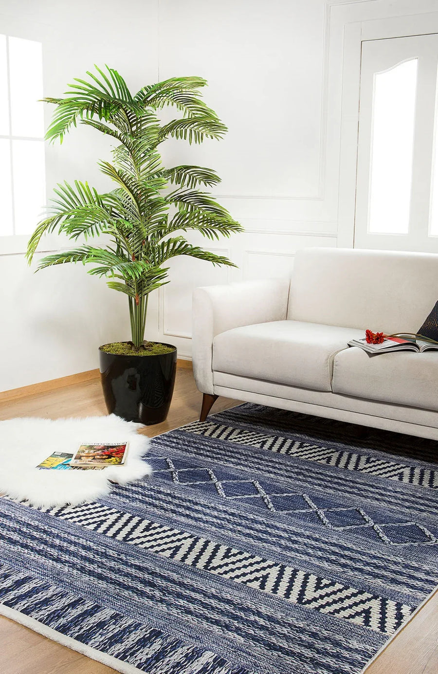 Beyaz Mavi Geometrik Modern Halı - Yıkanabilir - Kaymaz Taban - Pati Dostu