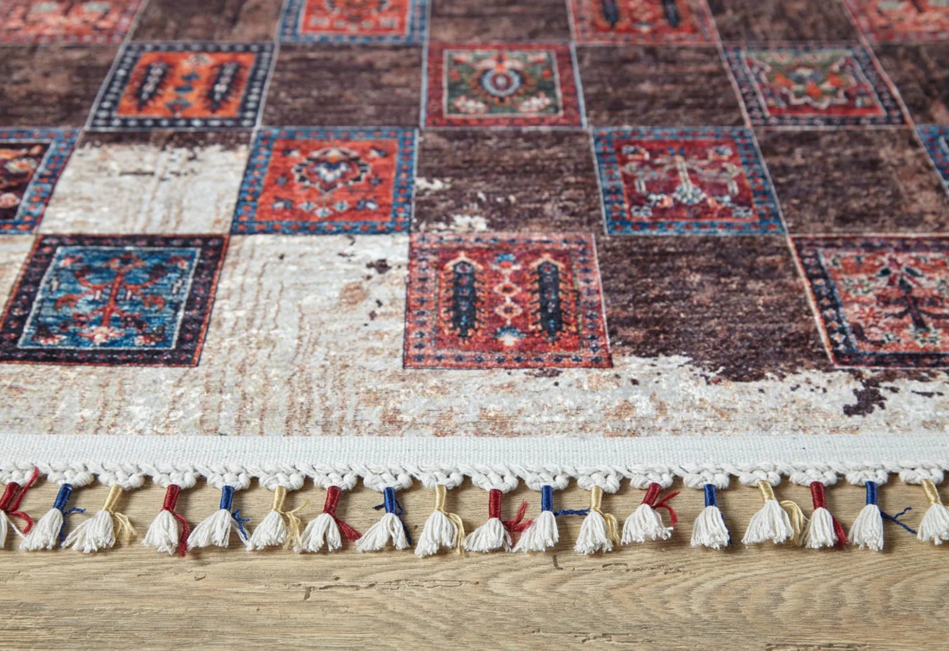 Konstantynow Kahverengi Geometrik Dijital Baskı Halı Halınet