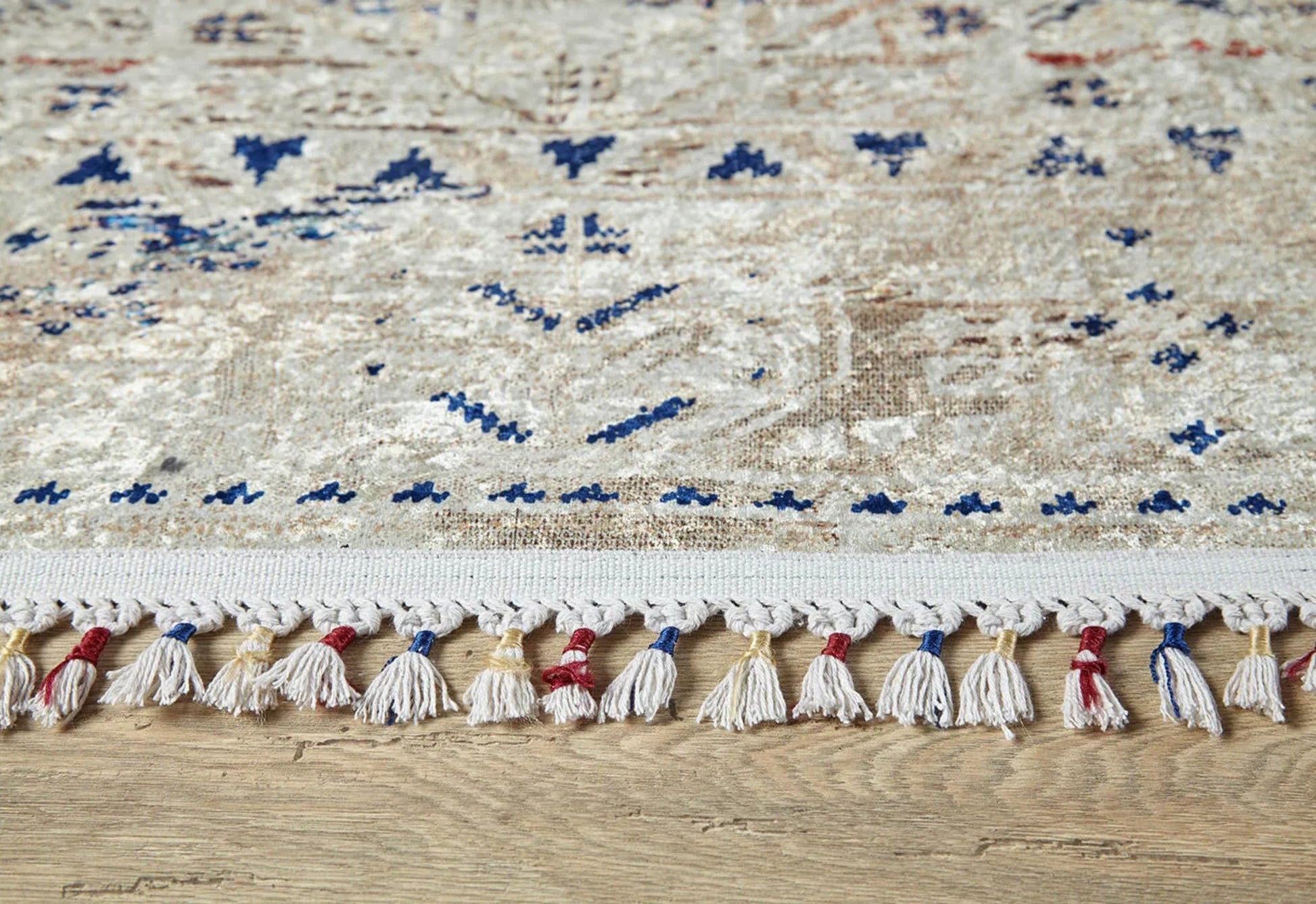 Krajenski Krem Klasik Dijital Baskı Halı Halınet