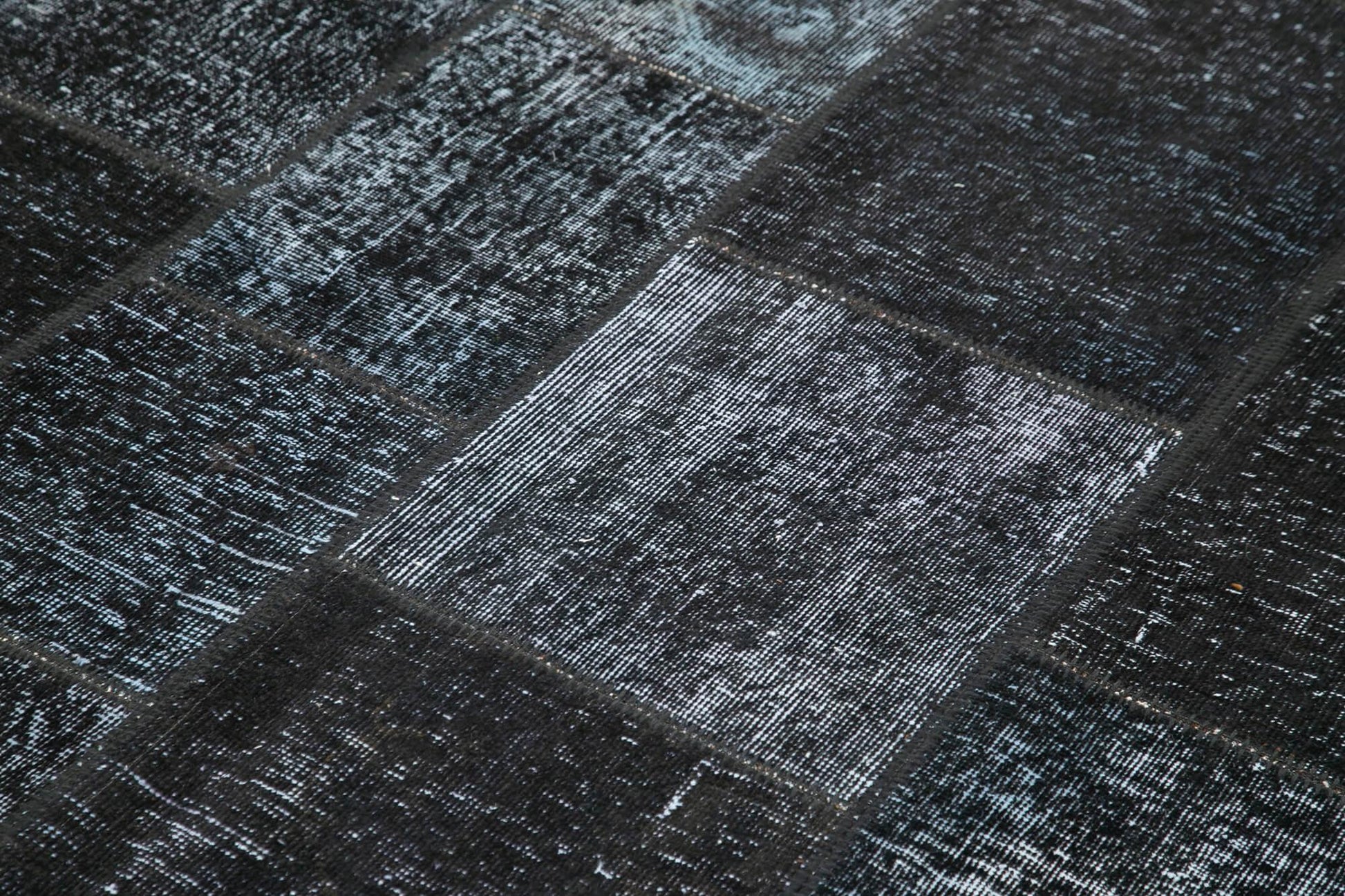Kırk Yama Siyah Patchwork Pamuk Yün El Dokuma Halısı 170x243 Agacan