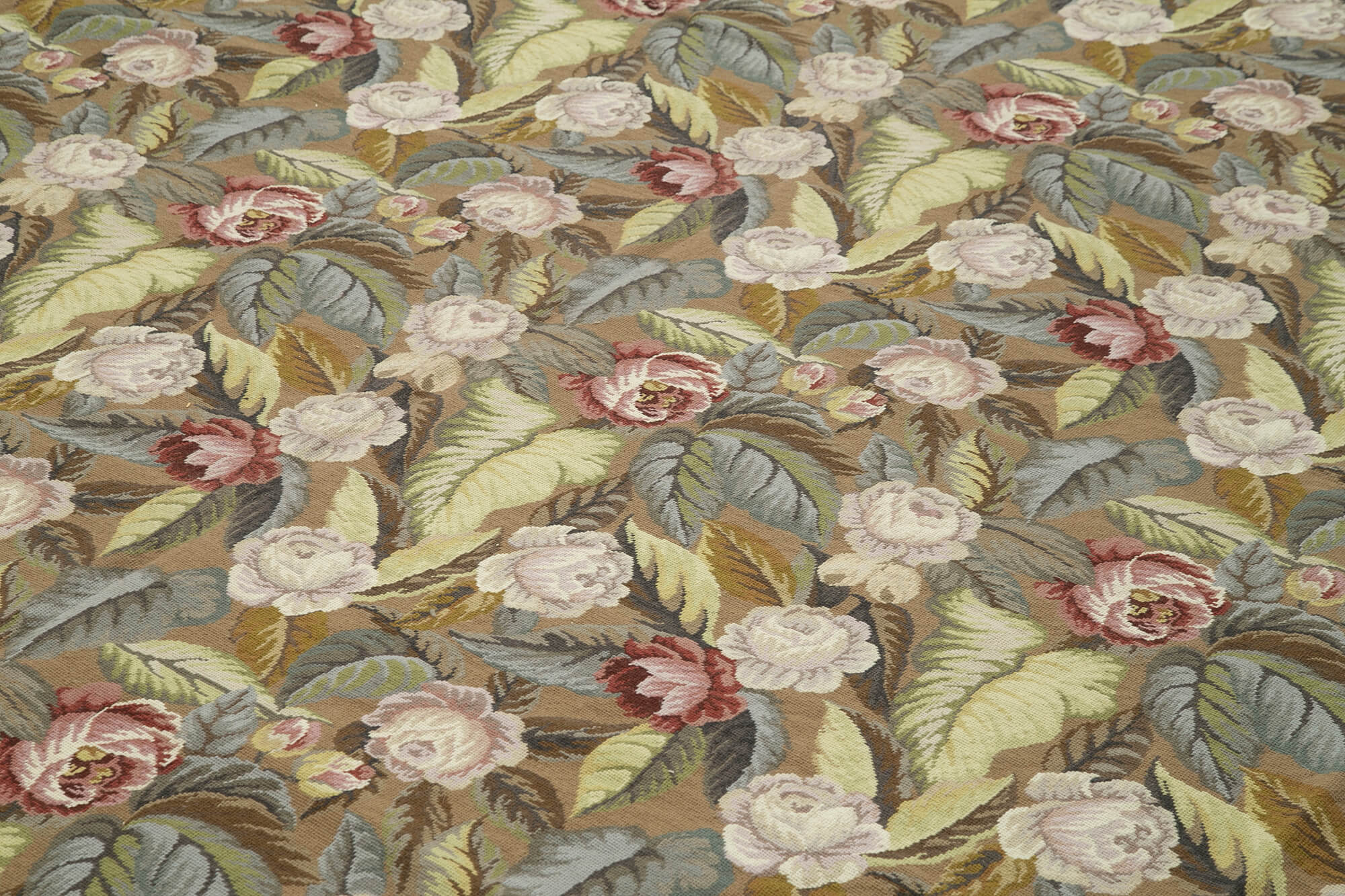 Needlepoint Floral Bej Çiçekli Pamuk Yün El Dokuma Halısı 366x545 Agacan