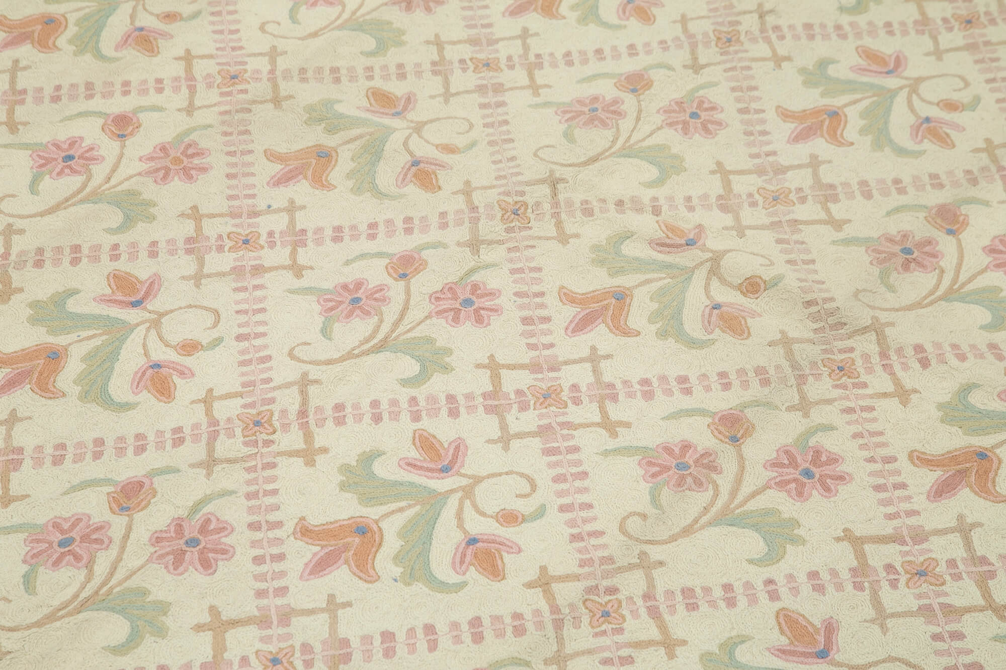 Needlepoint Floral Bej Çiçekli Pamuk Yün El Dokuma Halısı 182x290 Agacan