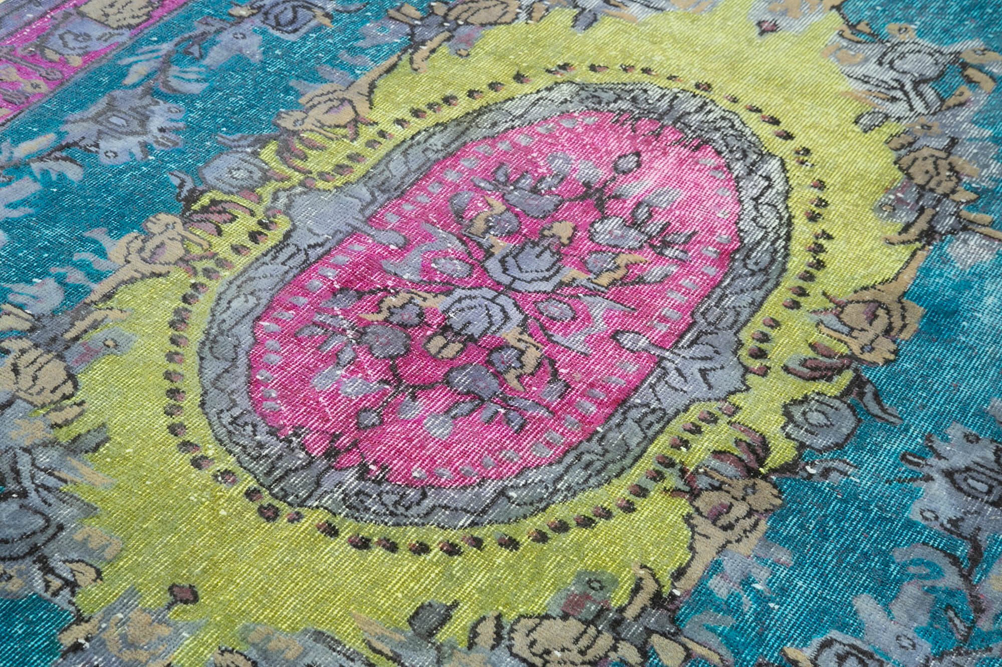 Oyma Vintage Pembe Eskitme Pamuk Yün El Dokuma Halısı 174x298 Agacan