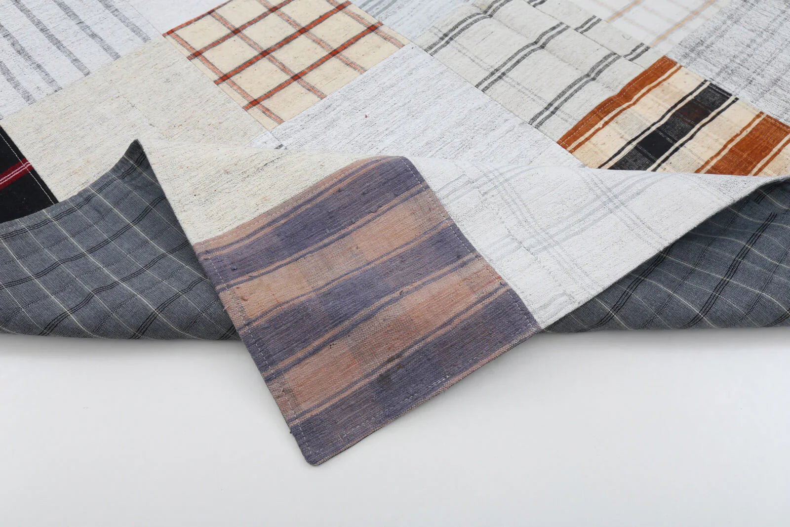 Kırk Yama Bej Patchwork Pamuk Yün El Dokuma Halısı 202x301 Agacan