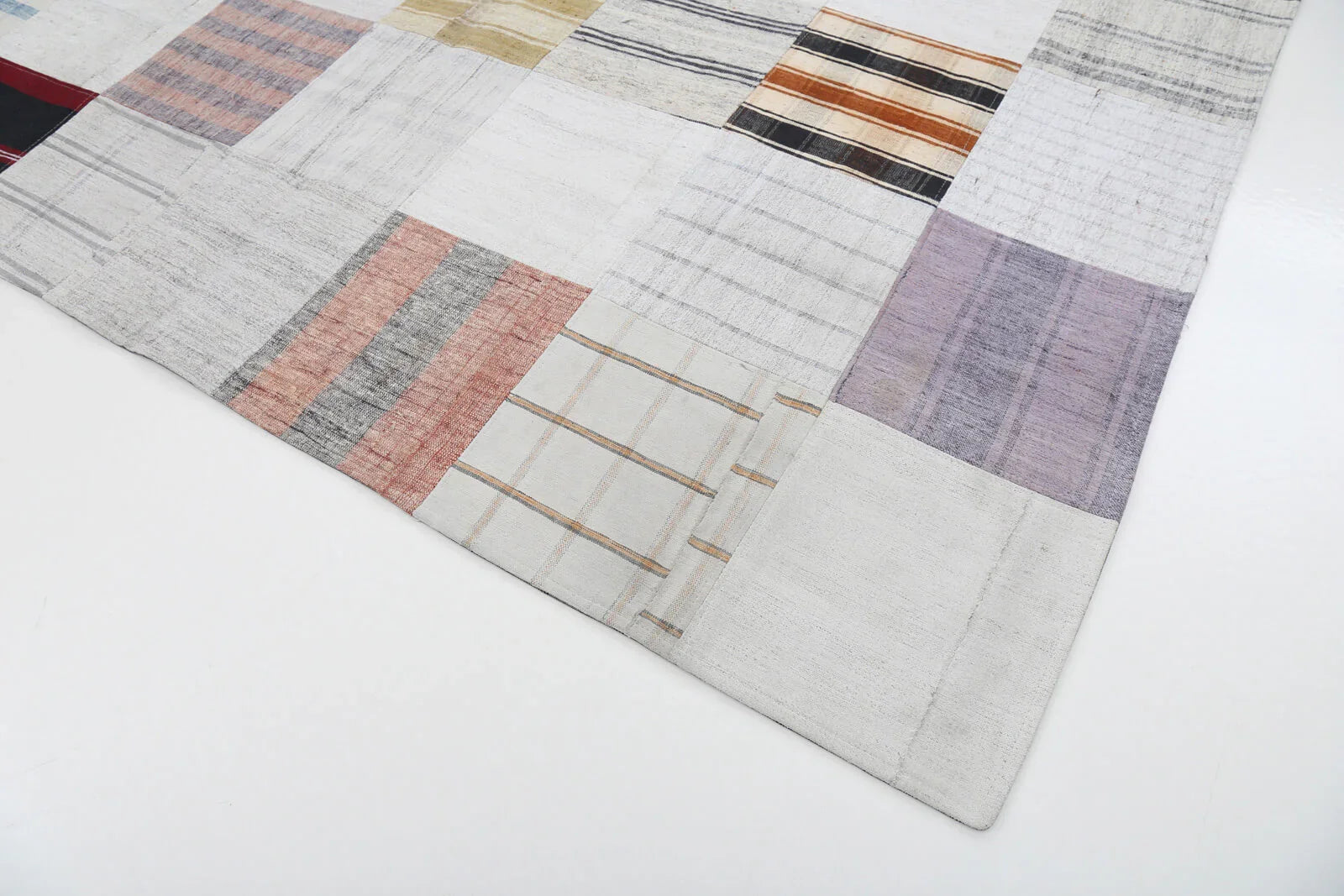 Kırk Yama Bej Patchwork Pamuk Yün El Dokuma Halısı 201x299 Agacan