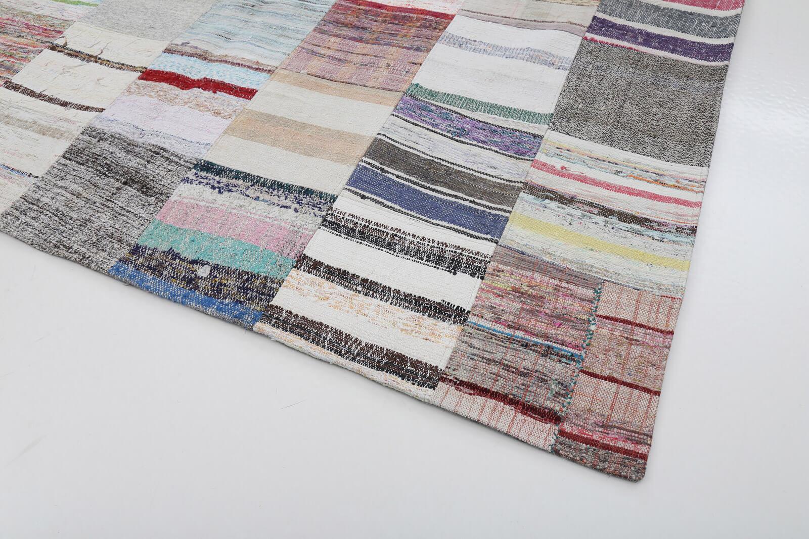 Kırk Yama Bej Patchwork Pamuk Yün El Dokuma Halısı 248x369 Agacan