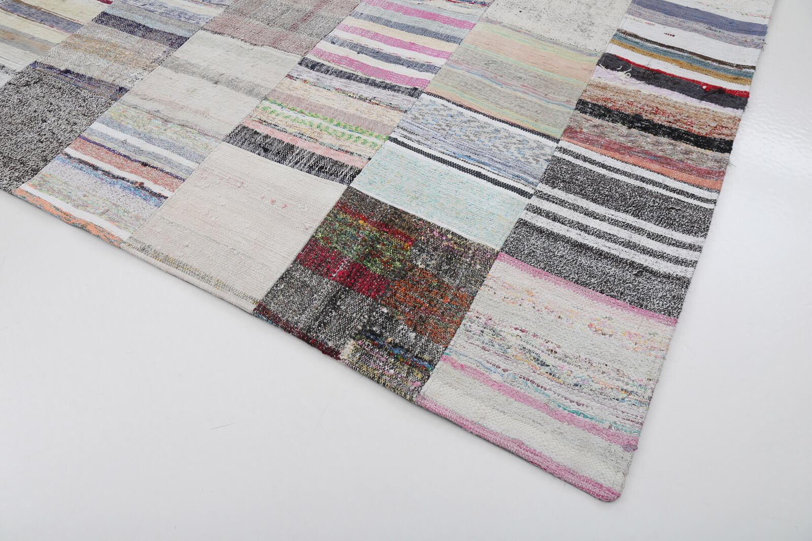 Kırk Yama Bej Patchwork Pamuk Yün El Dokuma Halısı 251x350 Agacan