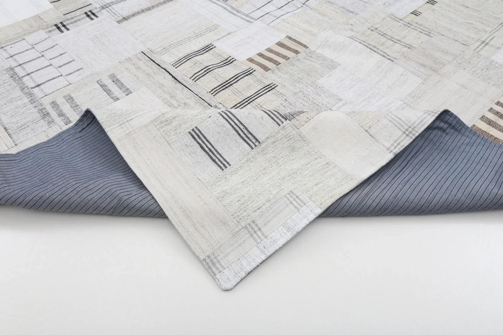 Kırk Yama Bej Patchwork Pamuk Yün El Dokuma Halısı 265x370 Agacan