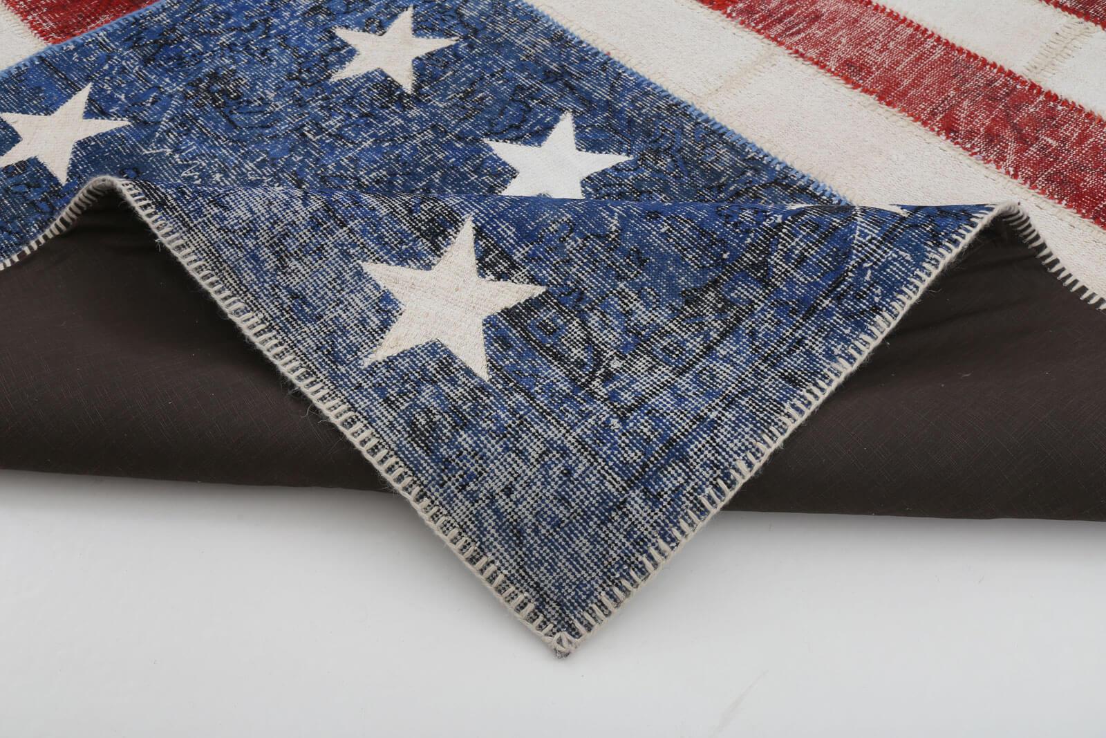 Flag Patchwork Kırmızı Figürlü Pamuk Yün El Dokuma Halısı 203x300 Agacan