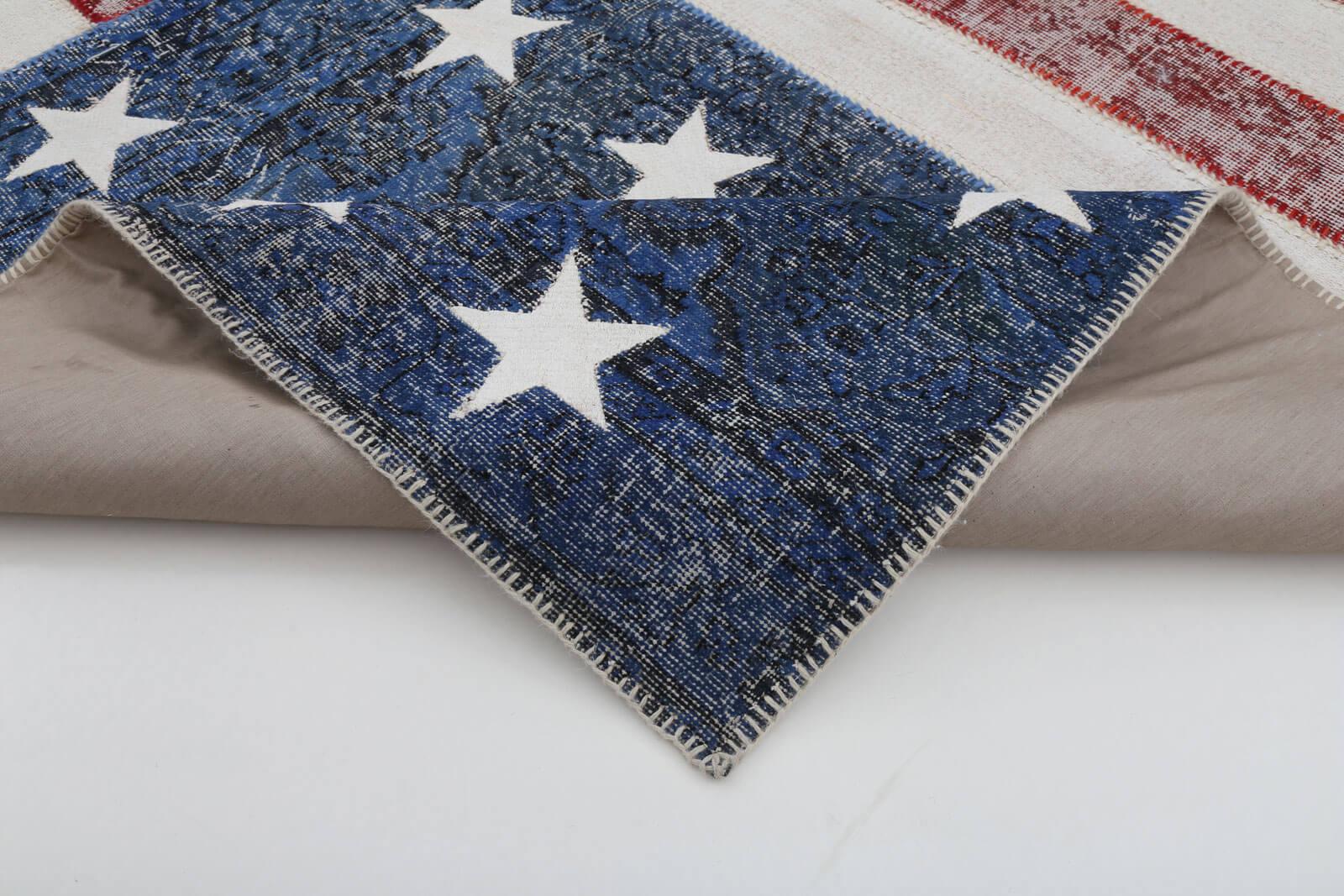 Flag Patchwork Kırmızı Figürlü Pamuk Yün El Dokuma Halısı 203x301 Agacan