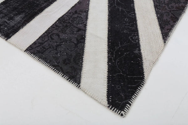 Flag Patchwork Siyah Figürlü Pamuk Yün El Dokuma Halısı 205x300 Agacan