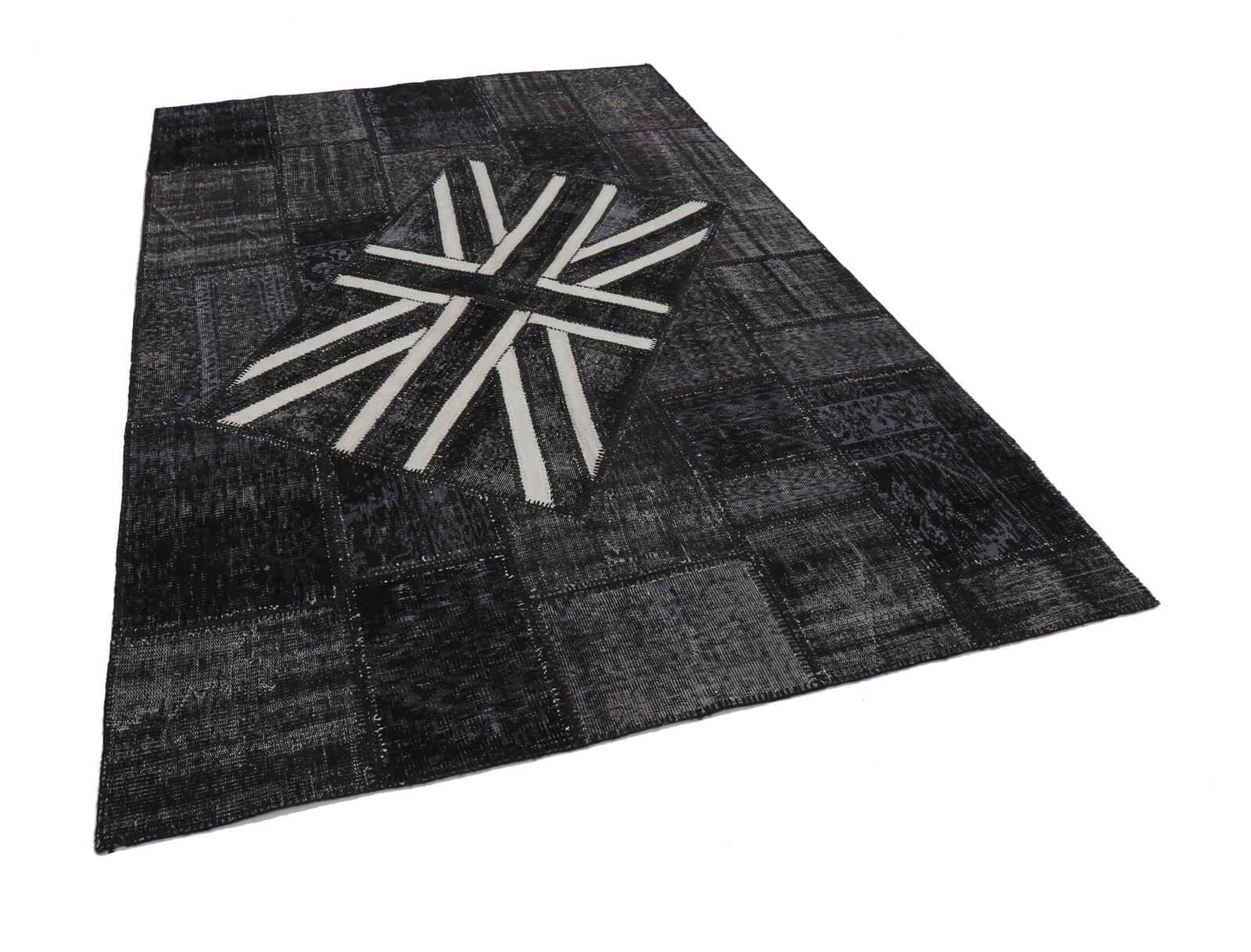 Flag Patchwork Siyah Figürlü Pamuk Yün El Dokuma Halısı 199x304 Agacan
