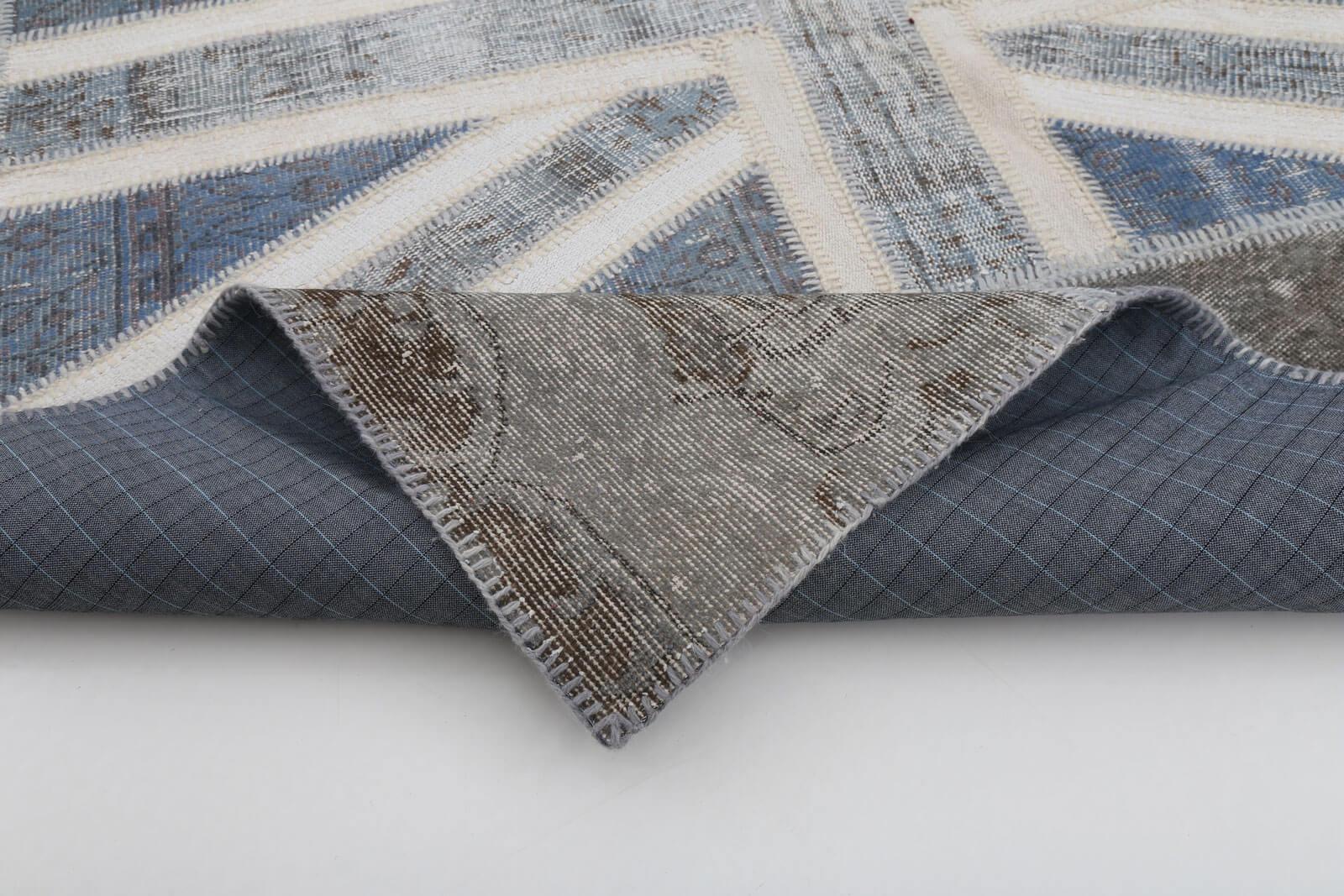 Flag Patchwork Gri Figürlü Pamuk Yün El Dokuma Halısı 200x301 Agacan
