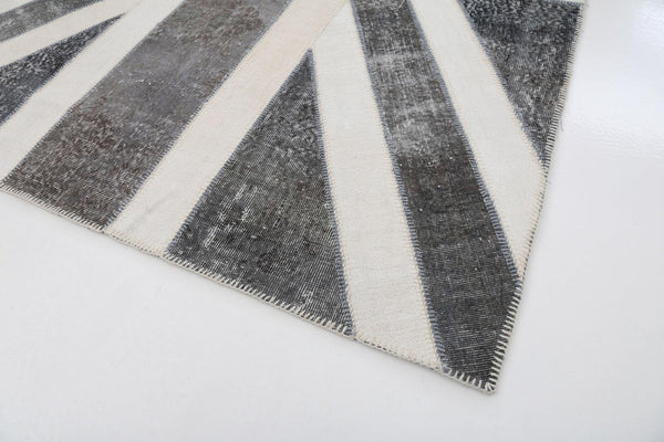 Flag Patchwork Gri Figürlü Pamuk Yün El Dokuma Halısı 200x302 Agacan