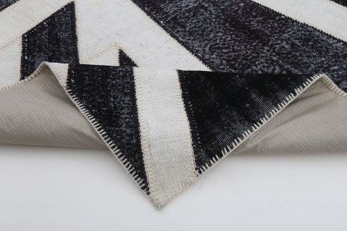 Flag Patchwork Siyah Figürlü Pamuk Yün El Dokuma Halısı 206x306 Agacan