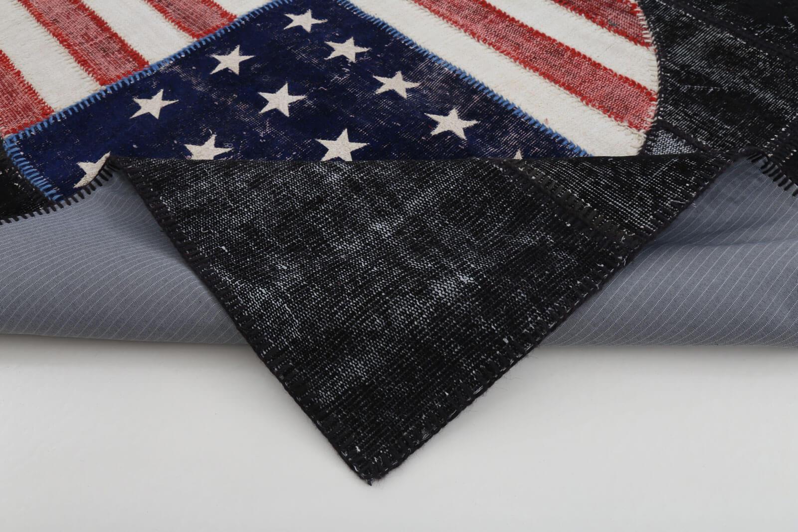 Flag Patchwork Siyah Figürlü Pamuk Yün El Dokuma Halısı 173x249 Agacan