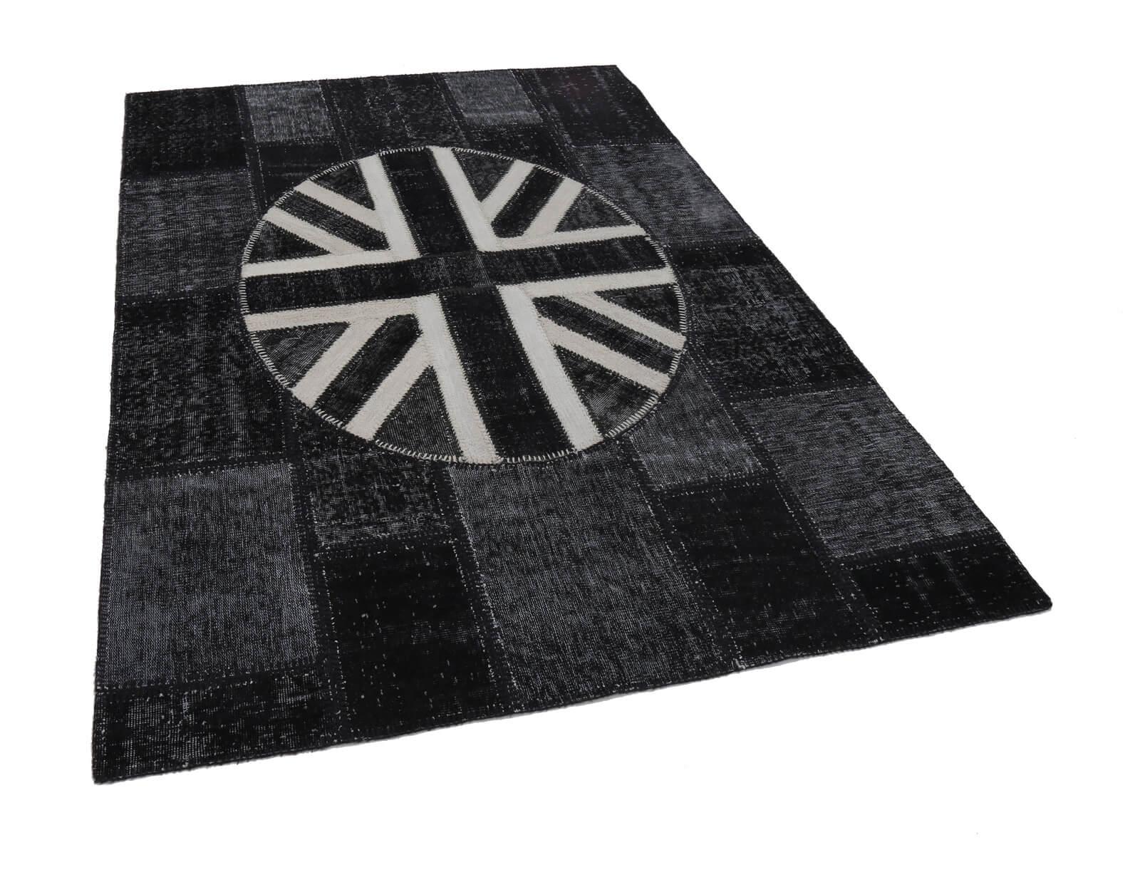 Flag Patchwork Siyah Figürlü Pamuk Yün El Dokuma Halısı 173x248 Agacan