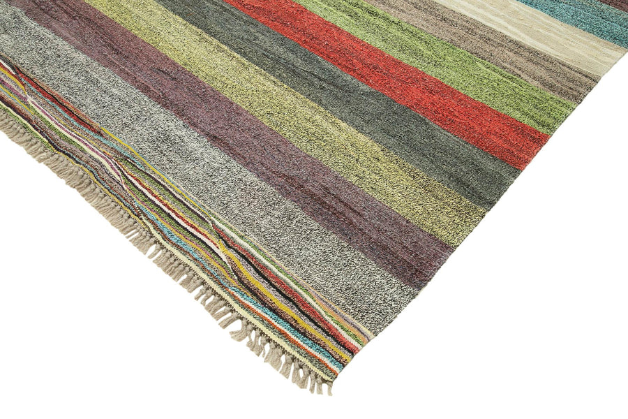 Mehrfarbig gestreifter moderner Vintage Teppich 260x330 cm – im Wohnzimmer