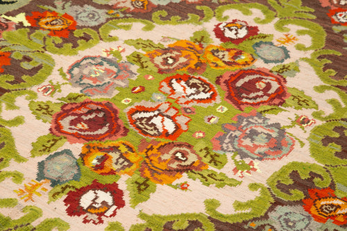 Moldovian Floral Siyah Çiçekli Pamuk Yün Keçi Tüyü El Dokuma Halısı 200x304 Agacan