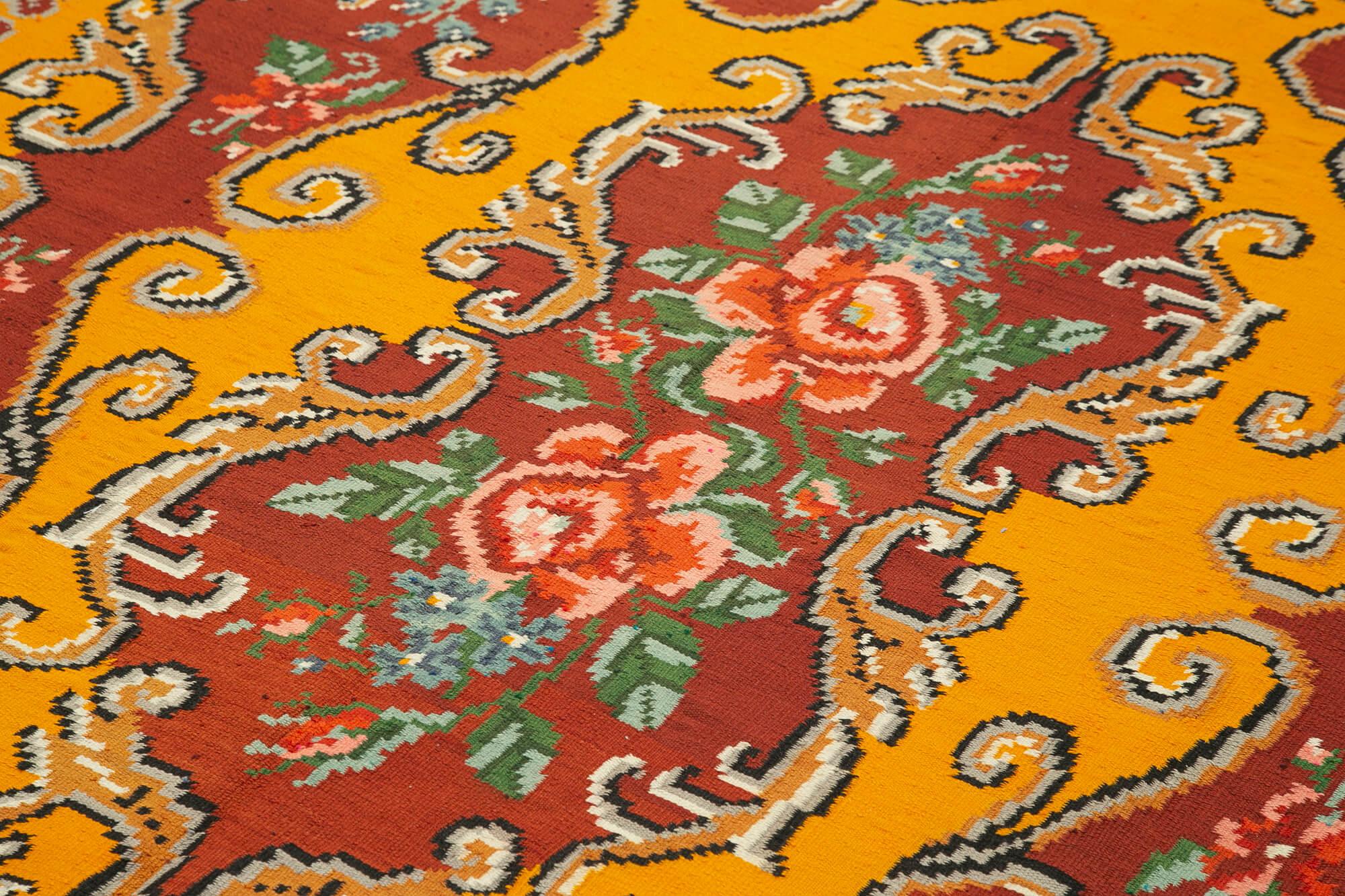 Moldovian Floral Kırmızı Çiçekli Pamuk Yün Keçi Tüyü El Dokuma Halısı 192x275 Agacan