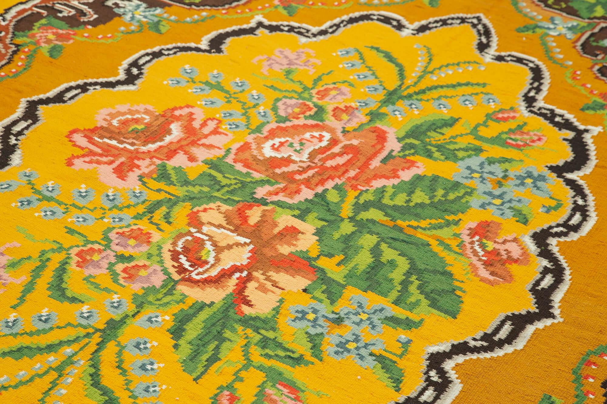 Moldovian Floral Sarı Çiçekli Pamuk Yün Keçi Tüyü El Dokuma Halısı 194x297 Agacan