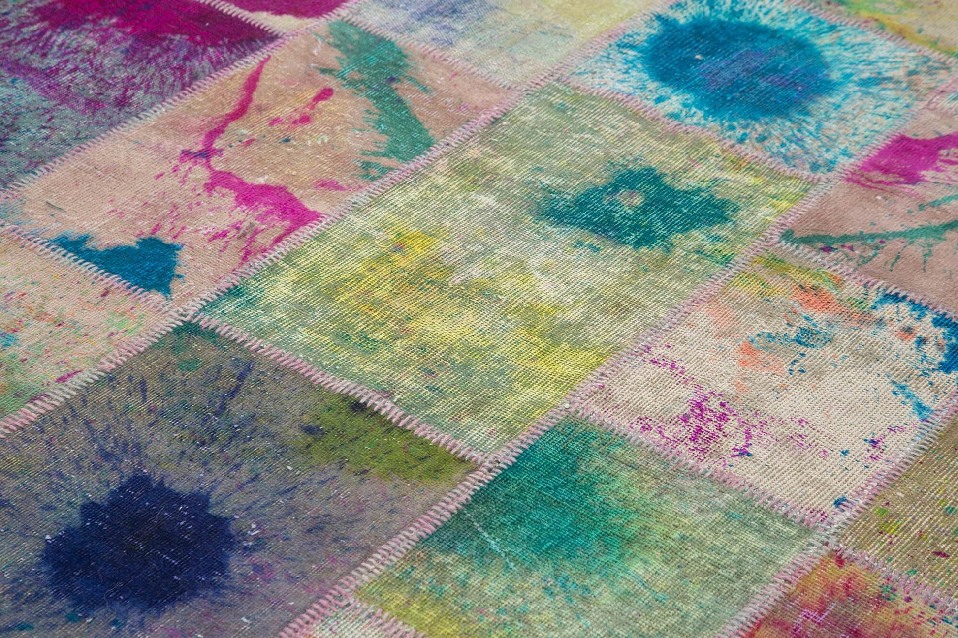 Kırk Yama Pembe Patchwork Pamuk Yün El Dokuma Halısı 206x305 Agacan