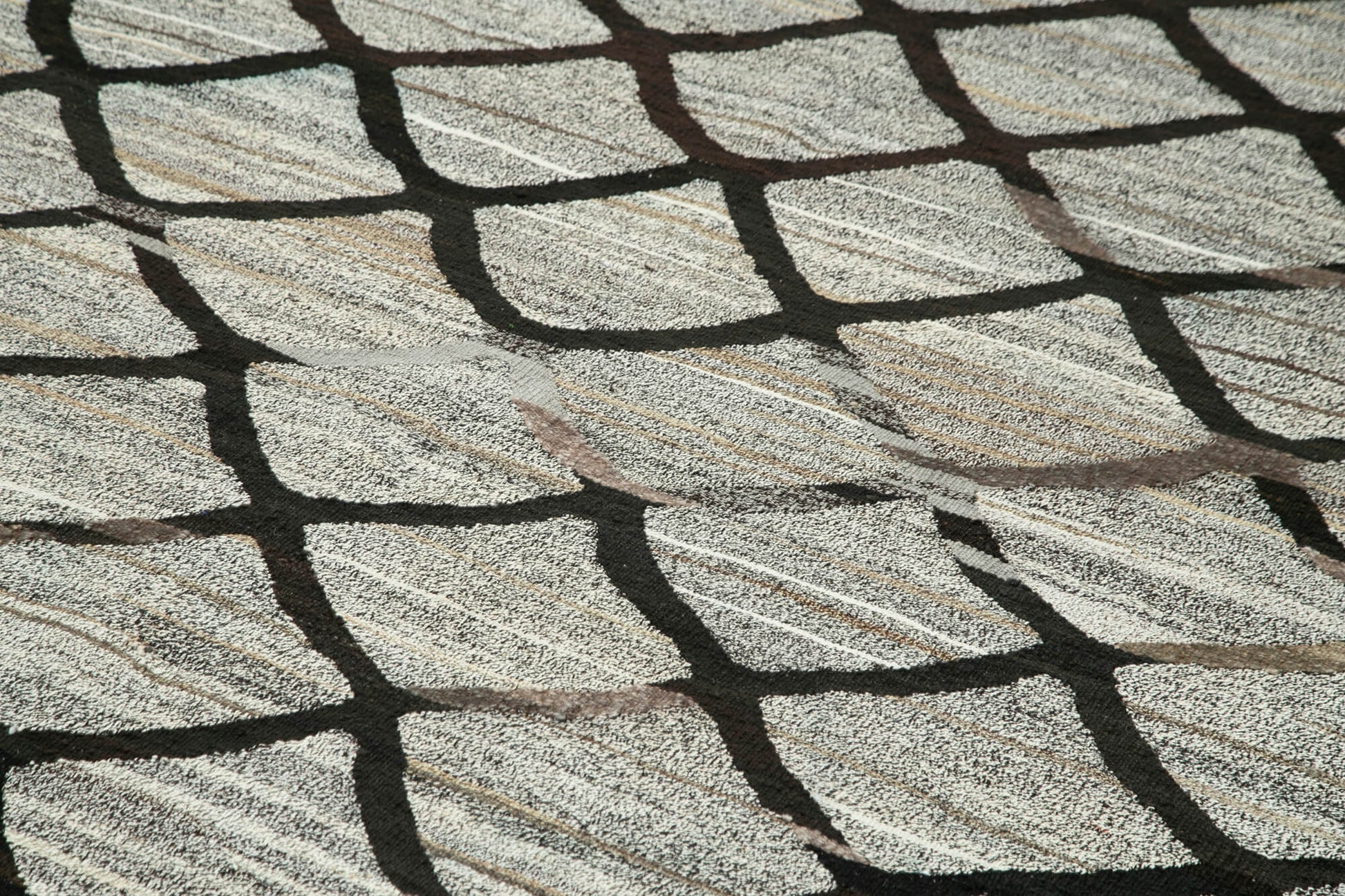 Scrap Gri Geometrik Pamuk Yün El Dokuma Halısı 257x317 Agacan