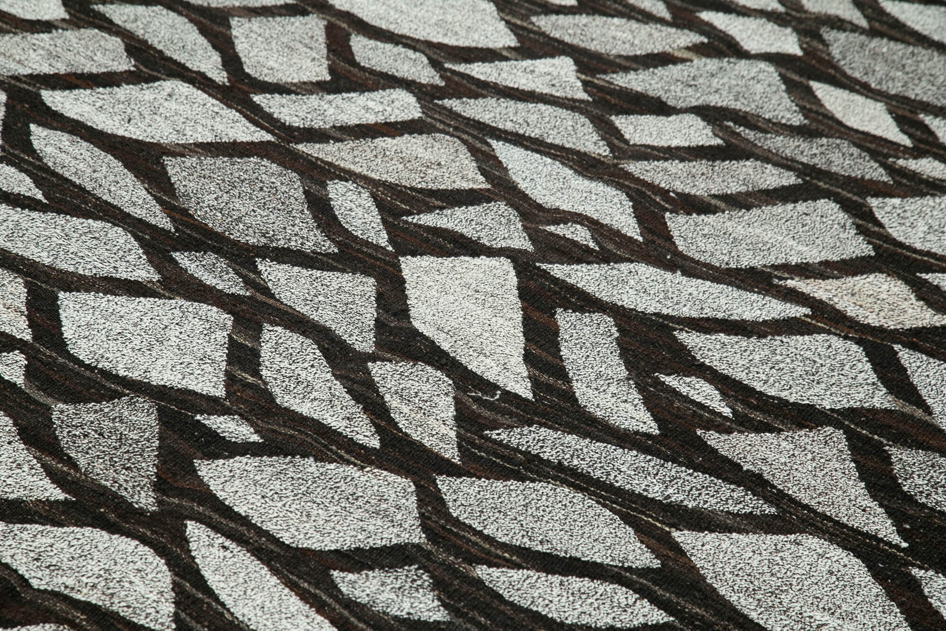 Scrap Gri Geometrik Pamuk Yün El Dokuma Halısı 251x318 Agacan