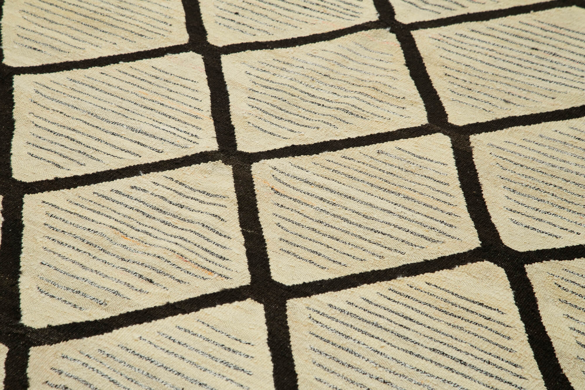 Scrap Bej Geometrik Pamuk Yün El Dokuma Halısı 244x310 Agacan