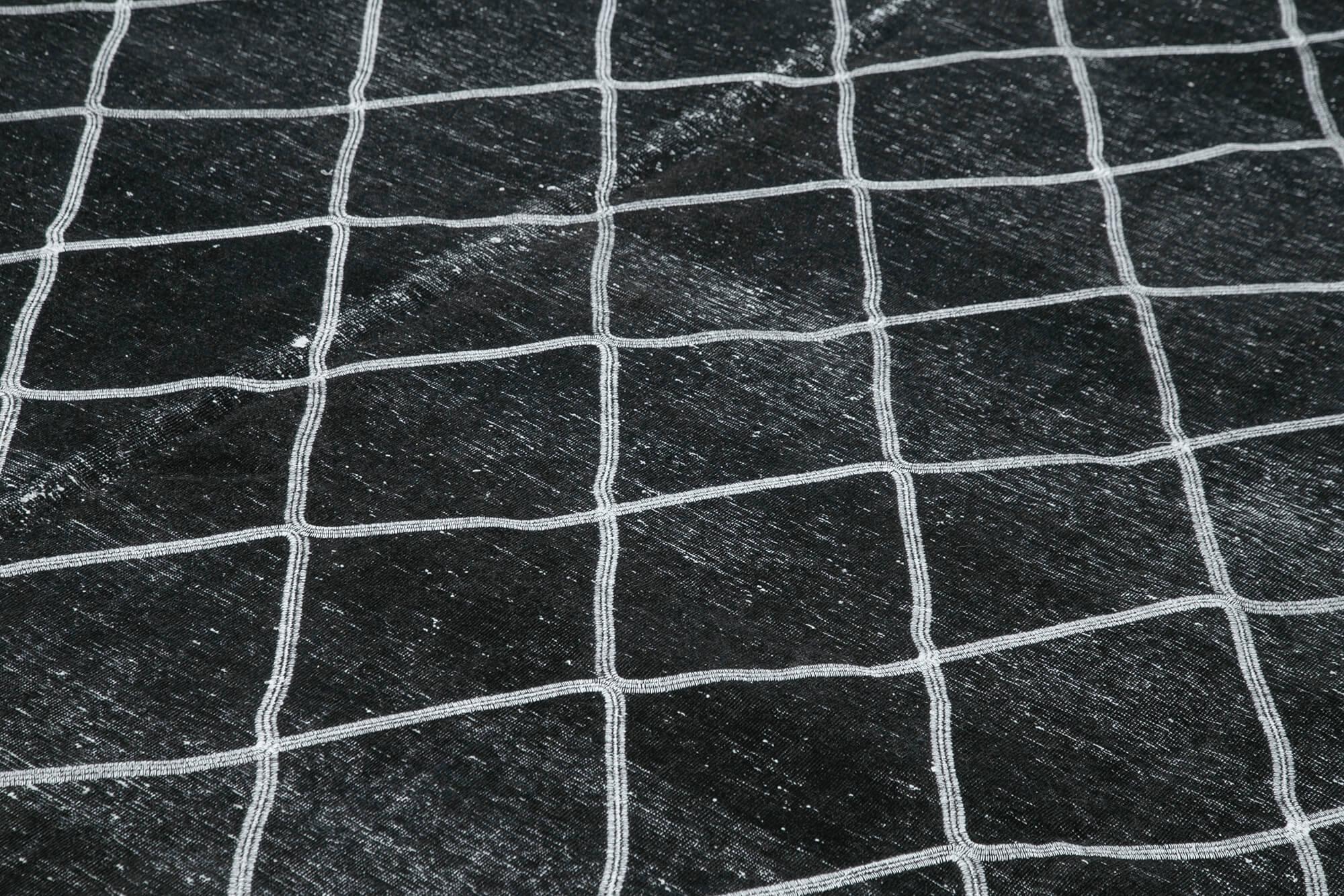 Geometric Carpet Siyah Geometrik Pamuk Yün El Dokuma Halısı 307x434 Agacan
