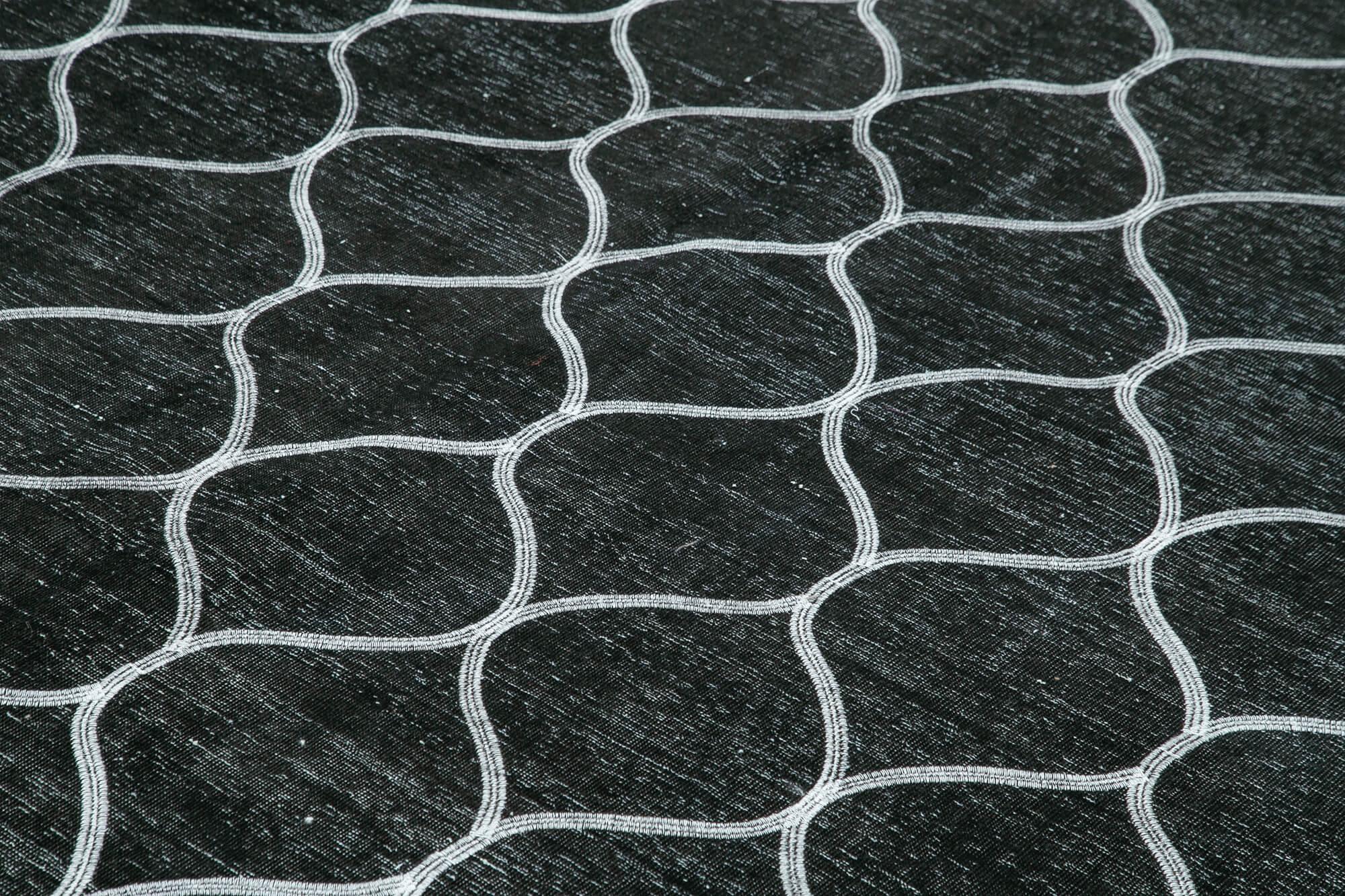 Geometric Carpet Siyah Geometrik Pamuk Yün El Dokuma Halısı 290x394 Agacan