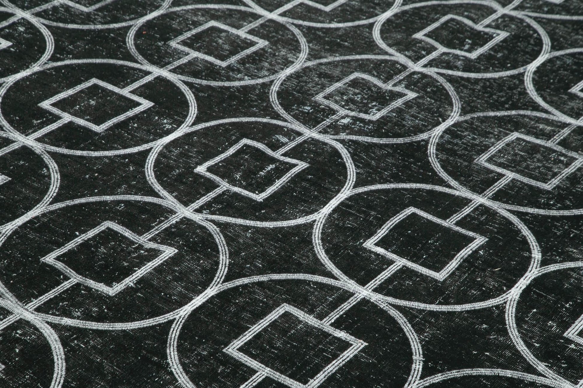 Geometric Carpet Siyah Geometrik Pamuk Yün El Dokuma Halısı 287x373 Agacan