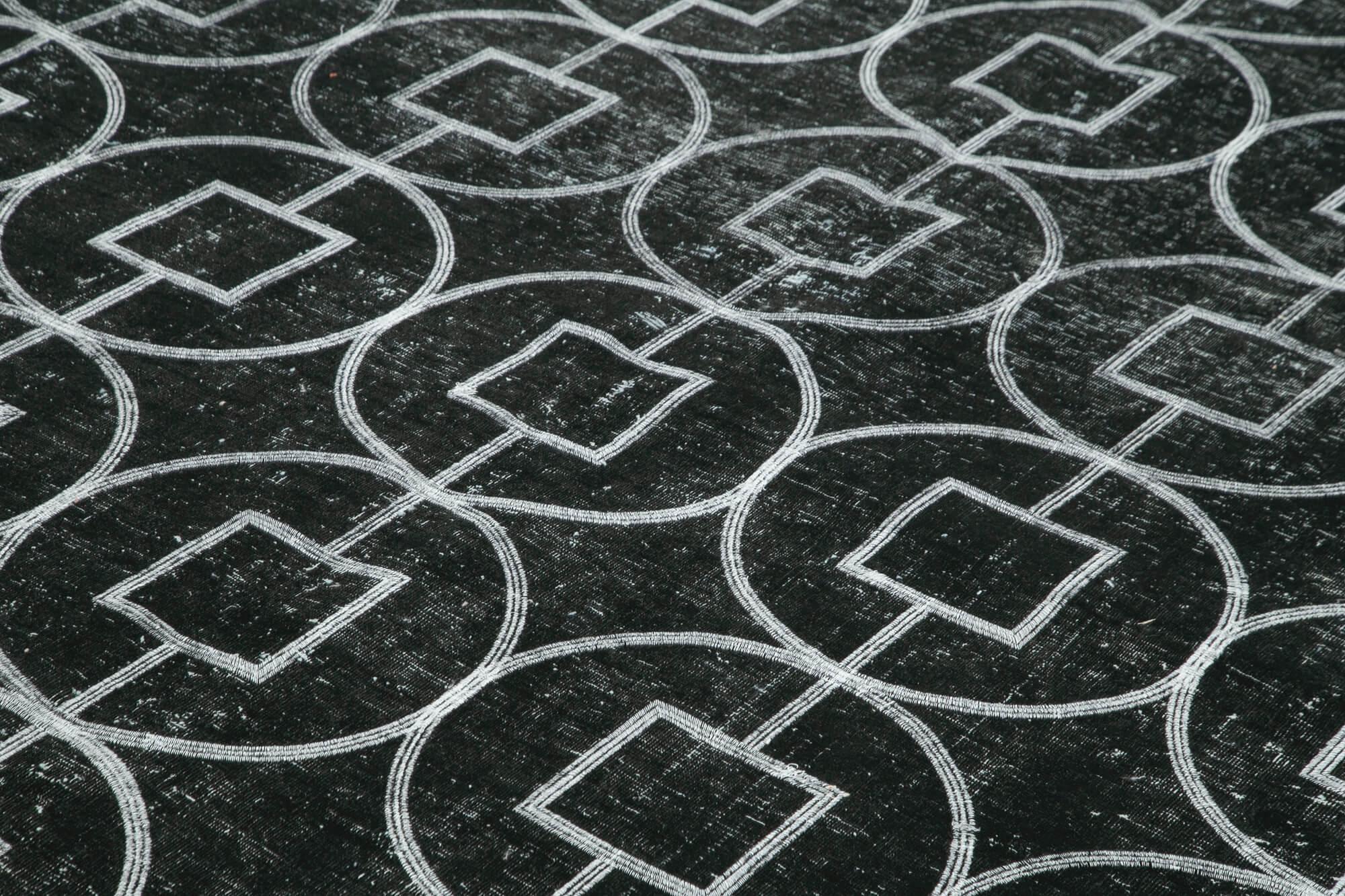 Geometric Carpet Siyah Geometrik Pamuk Yün El Dokuma Halısı 287x373 Agacan