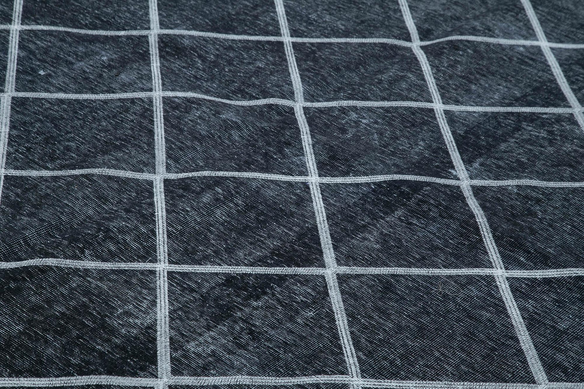 Geometric Carpet Siyah Geometrik Pamuk Yün El Dokuma Halısı 307x382 Agacan