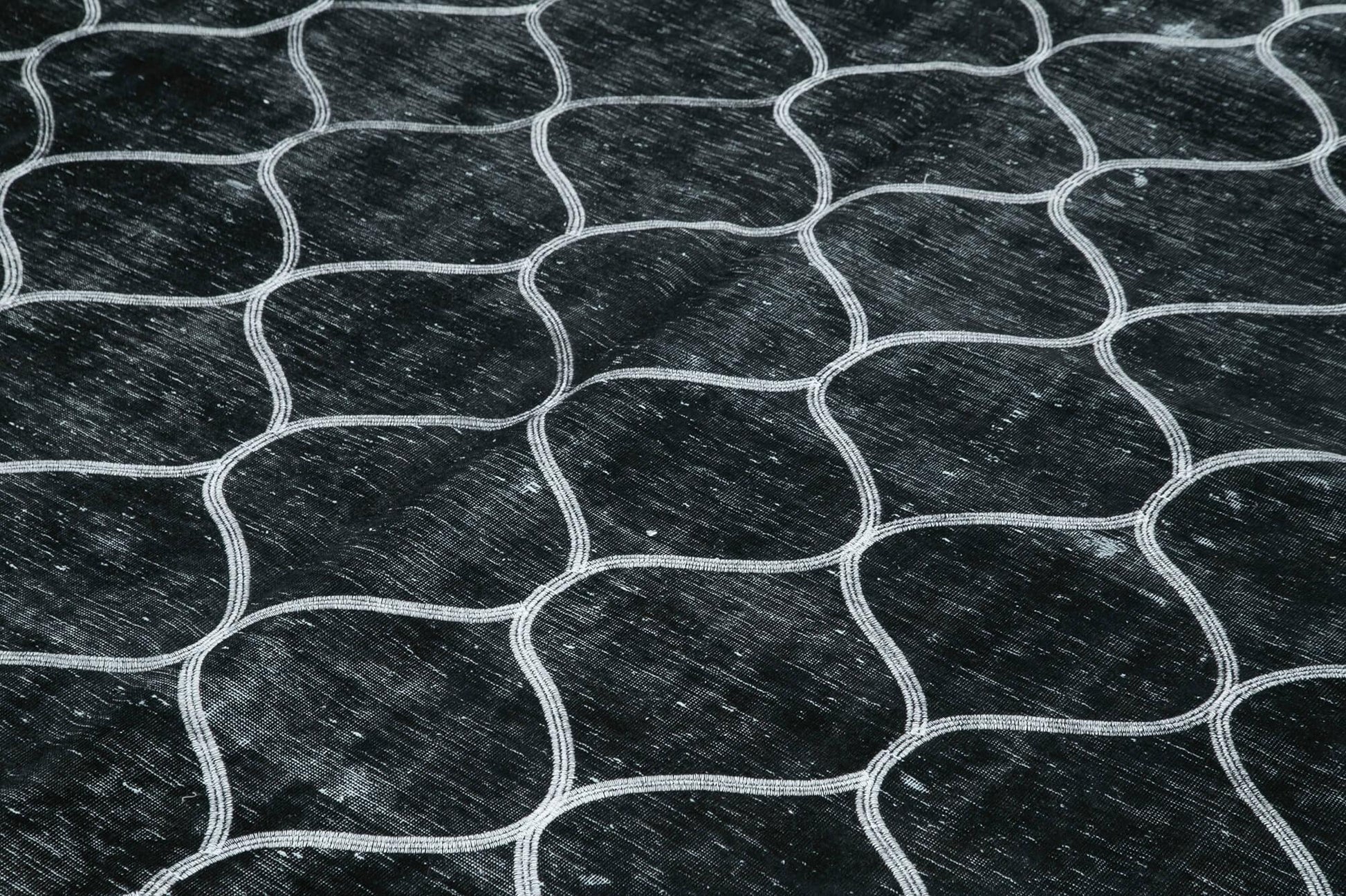 Geometric Carpet Siyah Geometrik Pamuk Yün El Dokuma Halısı 262x357 Agacan