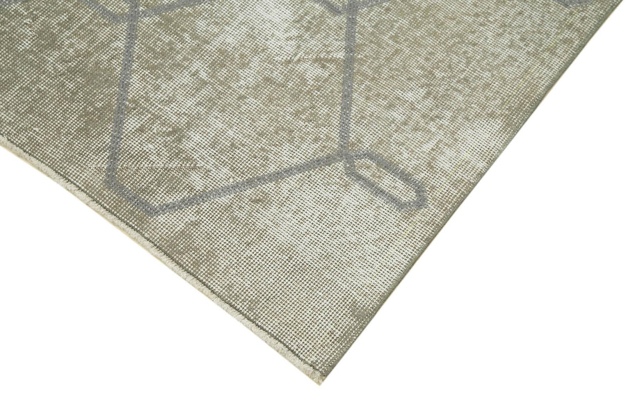 Geometrik Desenli Eskitme Bej El Dokuma Halı 114x209 cm – Oturma odası kullanımı