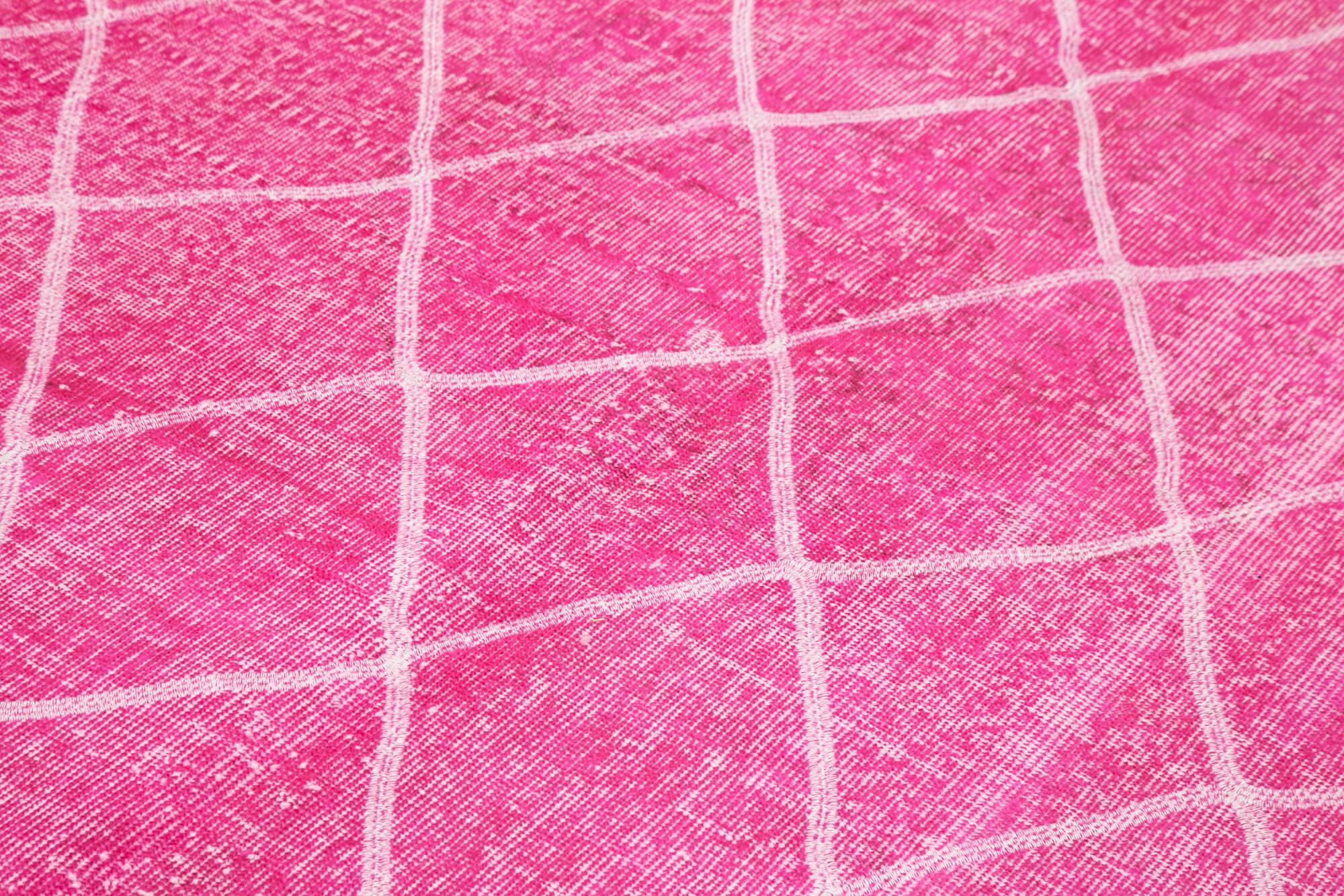 Geometric Carpet Pembe Geometrik Pamuk Yün El Dokuma Halısı 193x316 Agacan