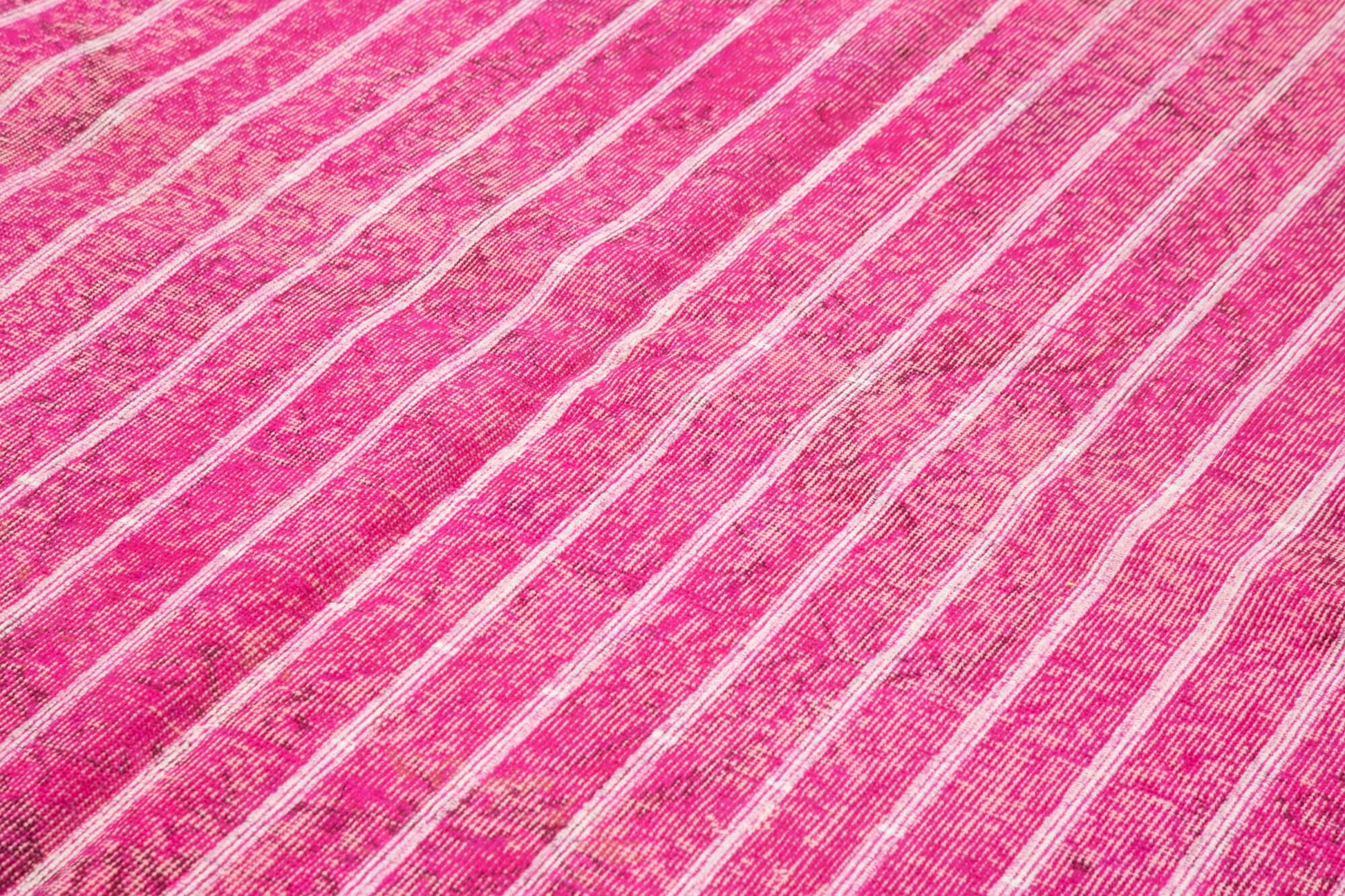 Geometric Carpet Pembe Geometrik Pamuk Yün El Dokuma Halısı 195x308 Agacan