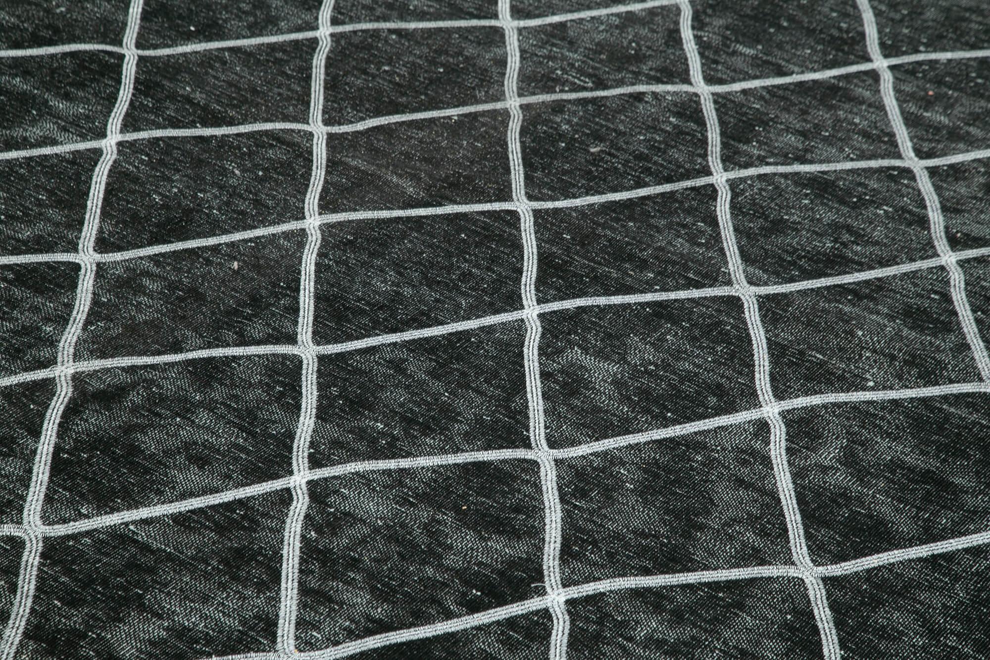 Geometric Carpet Siyah Geometrik Pamuk Yün El Dokuma Halısı 310x407 Agacan