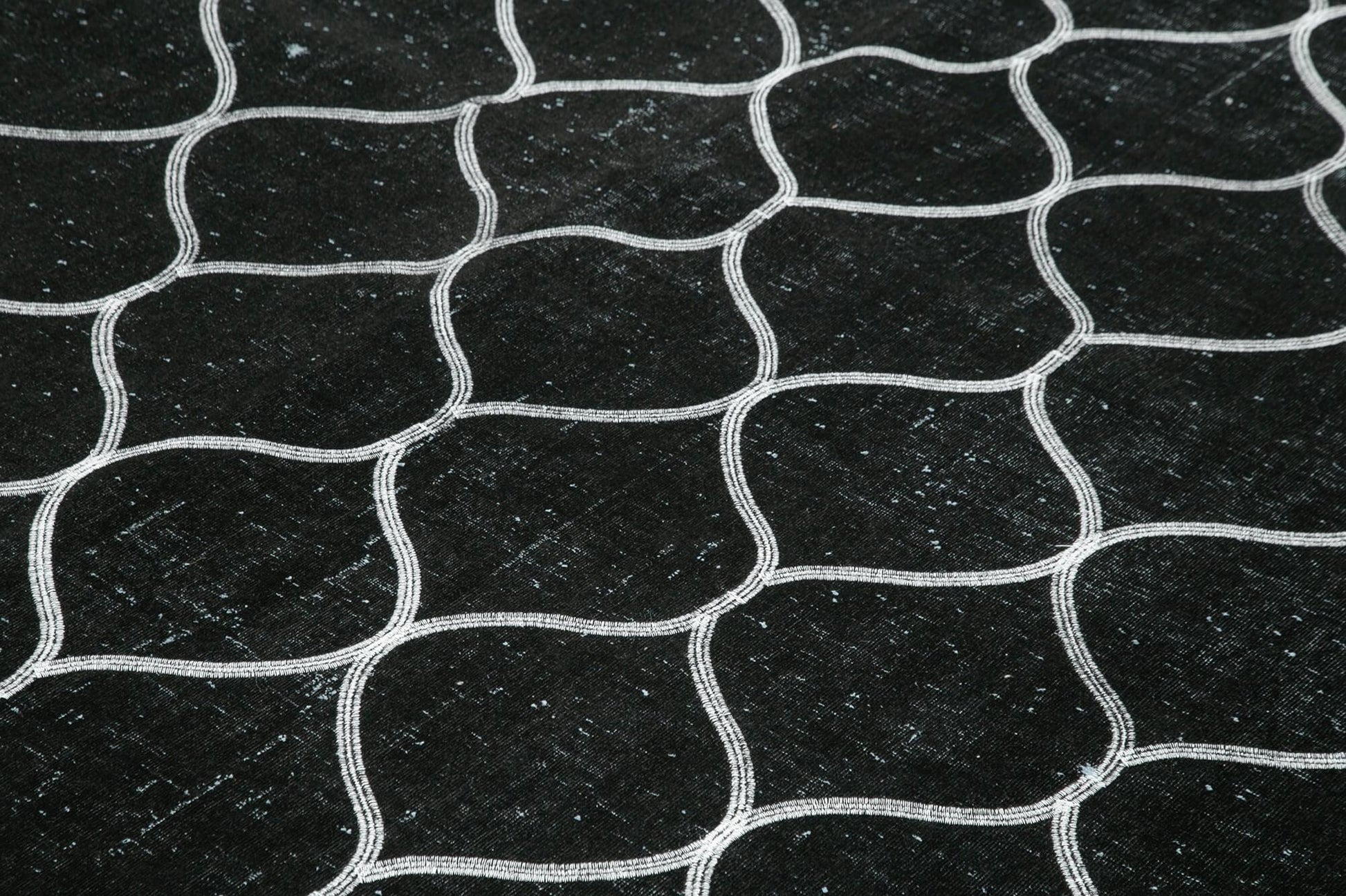 Geometric Carpet Siyah Geometrik Pamuk Yün El Dokuma Halısı 301x398 Agacan
